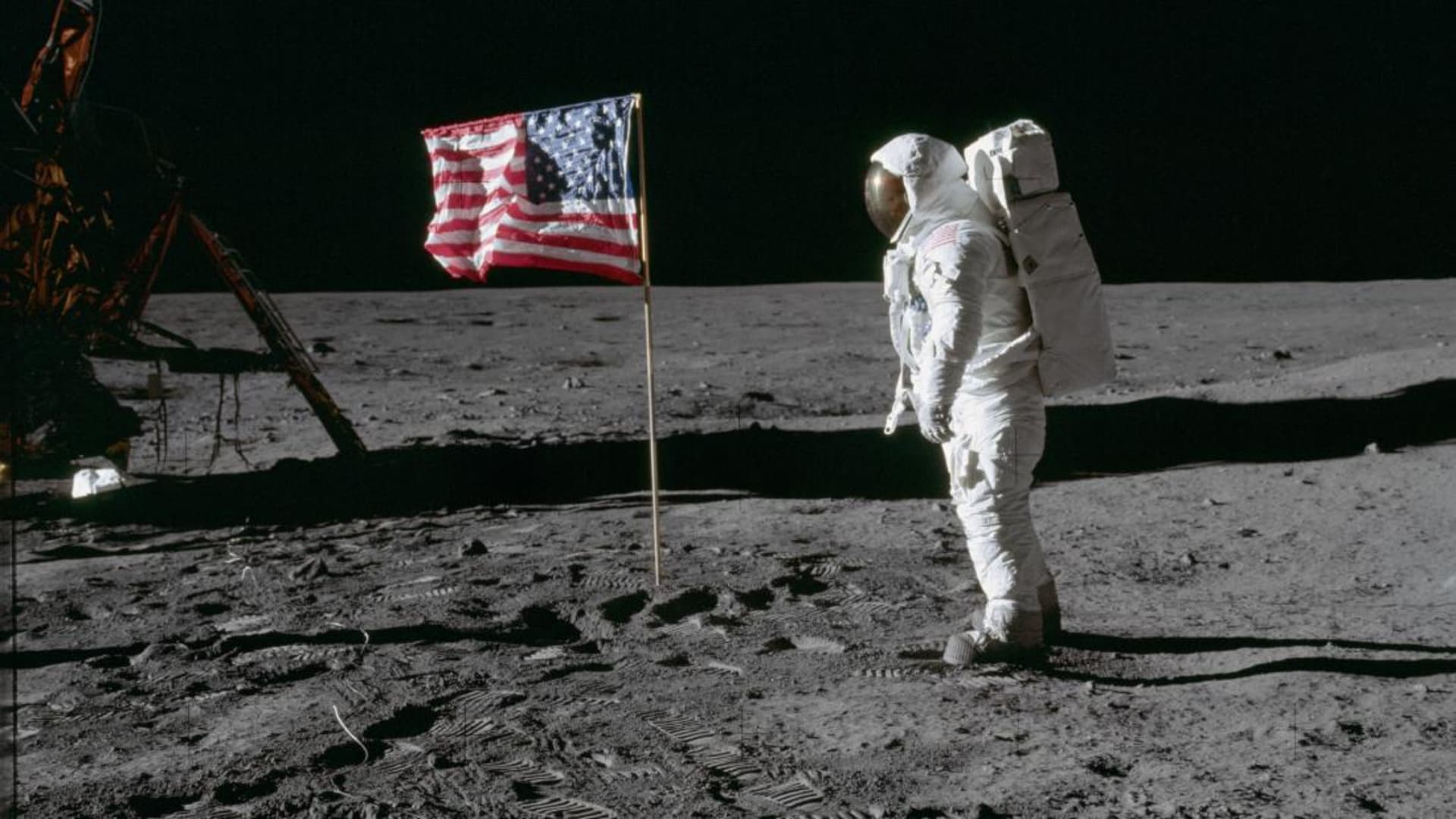 شاهد هبوط أول إنسان على القمر كما شاهده العالم قبل 50 عاما Cnn Arabic
