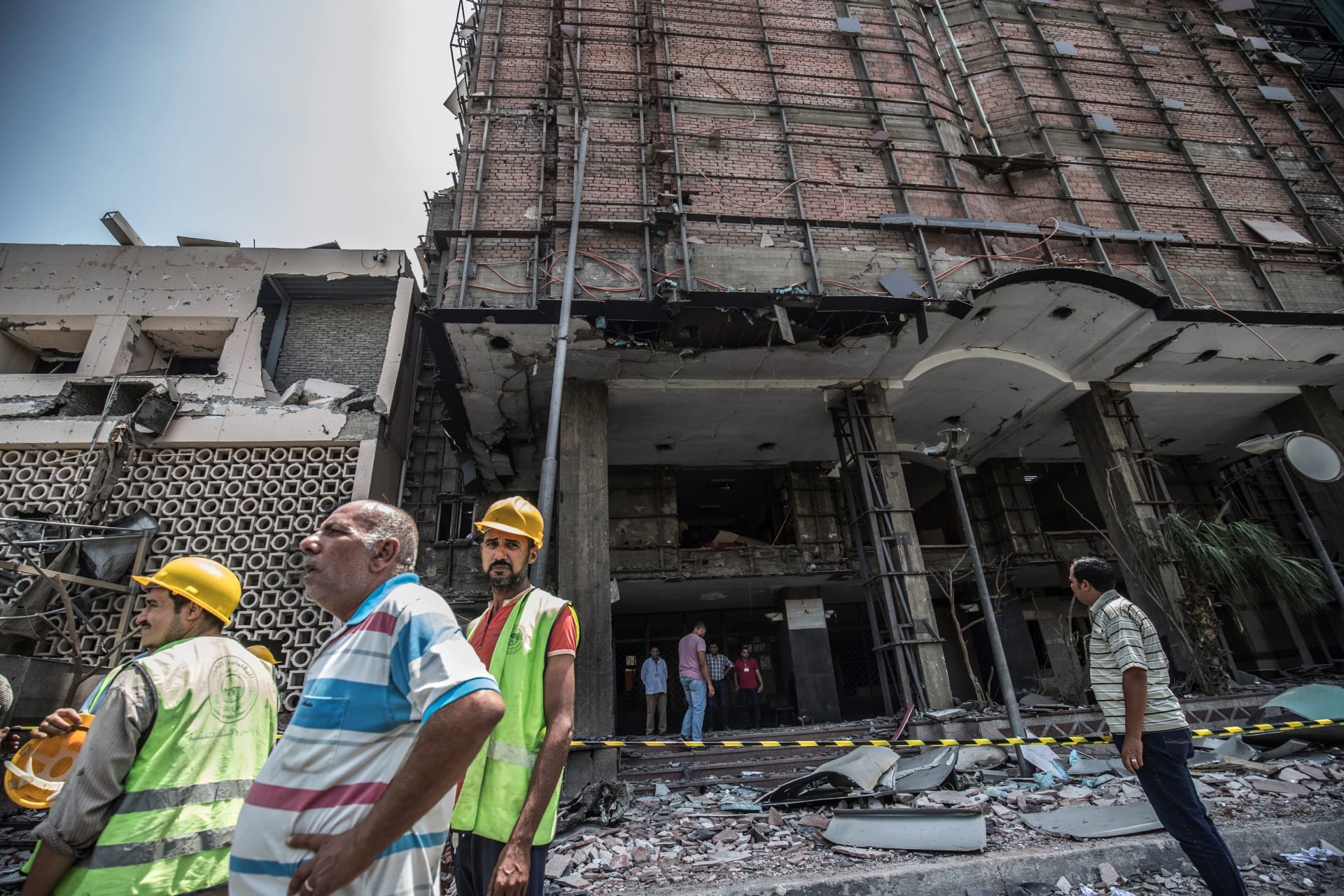 مصريون يتساءلون حول بيان الداخلية بشأن الانفجار قرب معهد الأورام: في انتظار النيابة