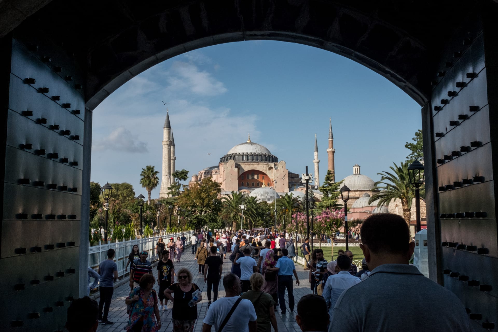 بعد بيان سفارة المملكة.. تركيا تنفي اختفاء سائحة سعودية بإسطنبول: تركت أسرتها بإرادتها 