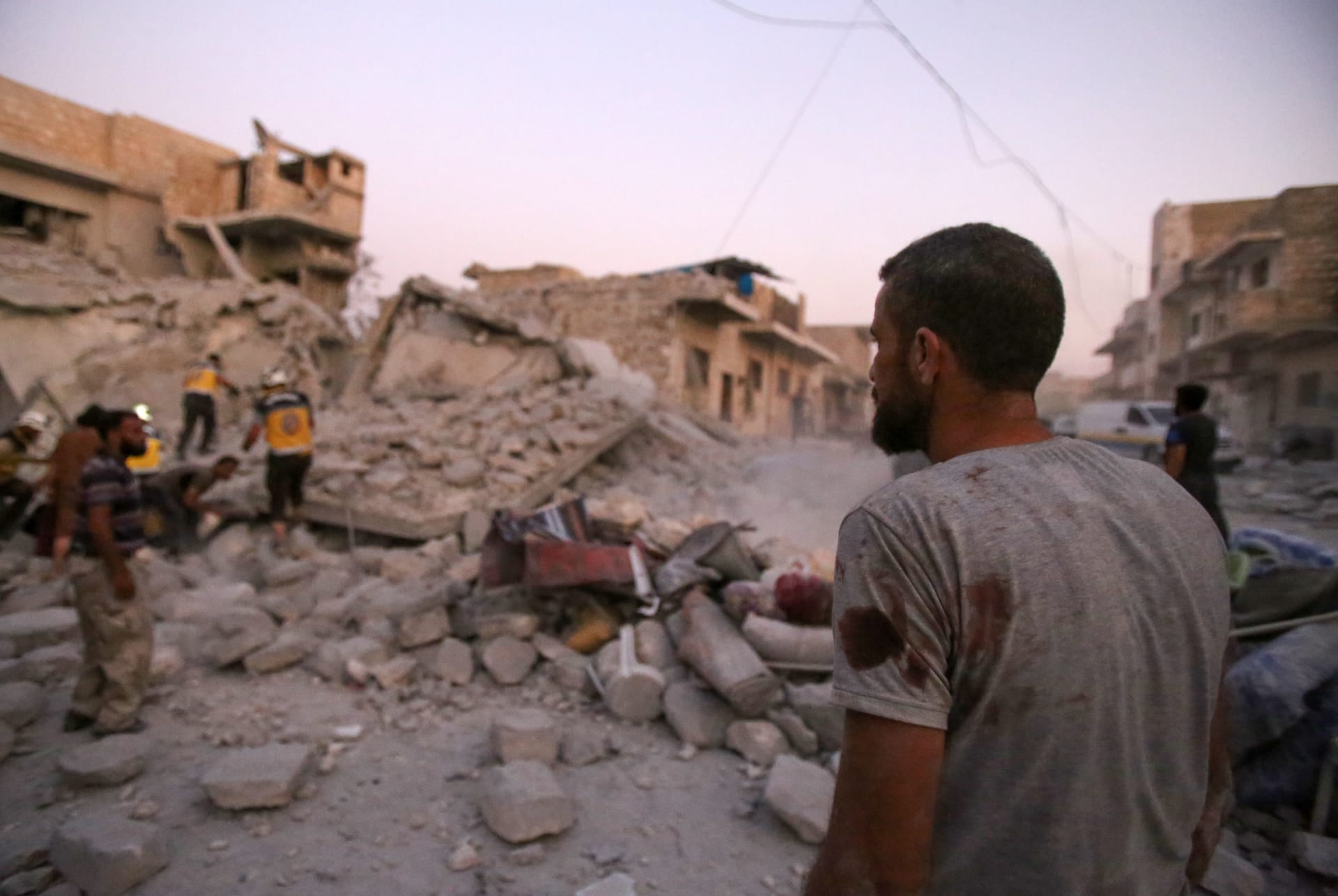 غارات جوية للنظام السوري على ريف إدلب 