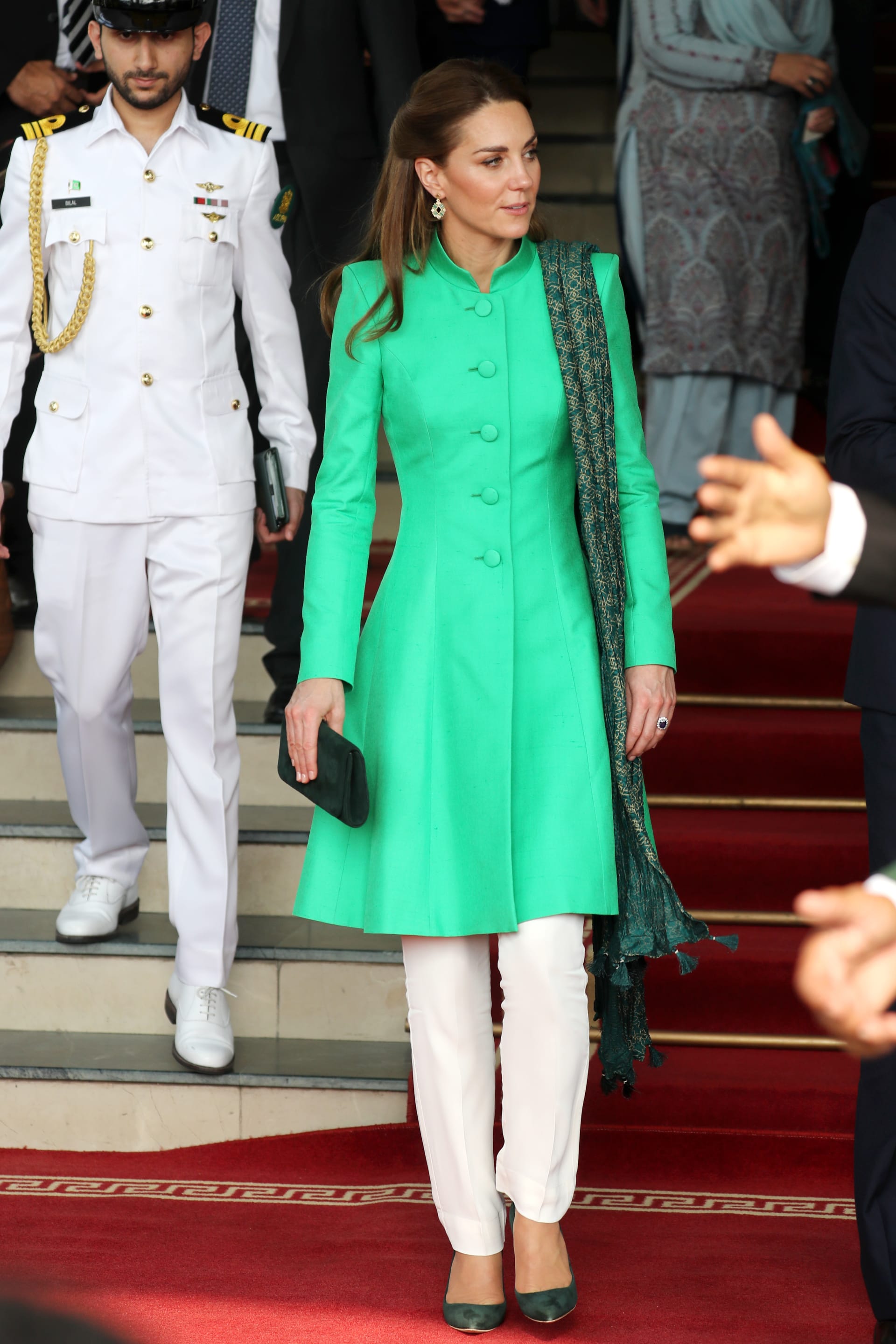 كيت ميدلتون في باكستان.. واللون الأخضر يغلب على إطلالتها