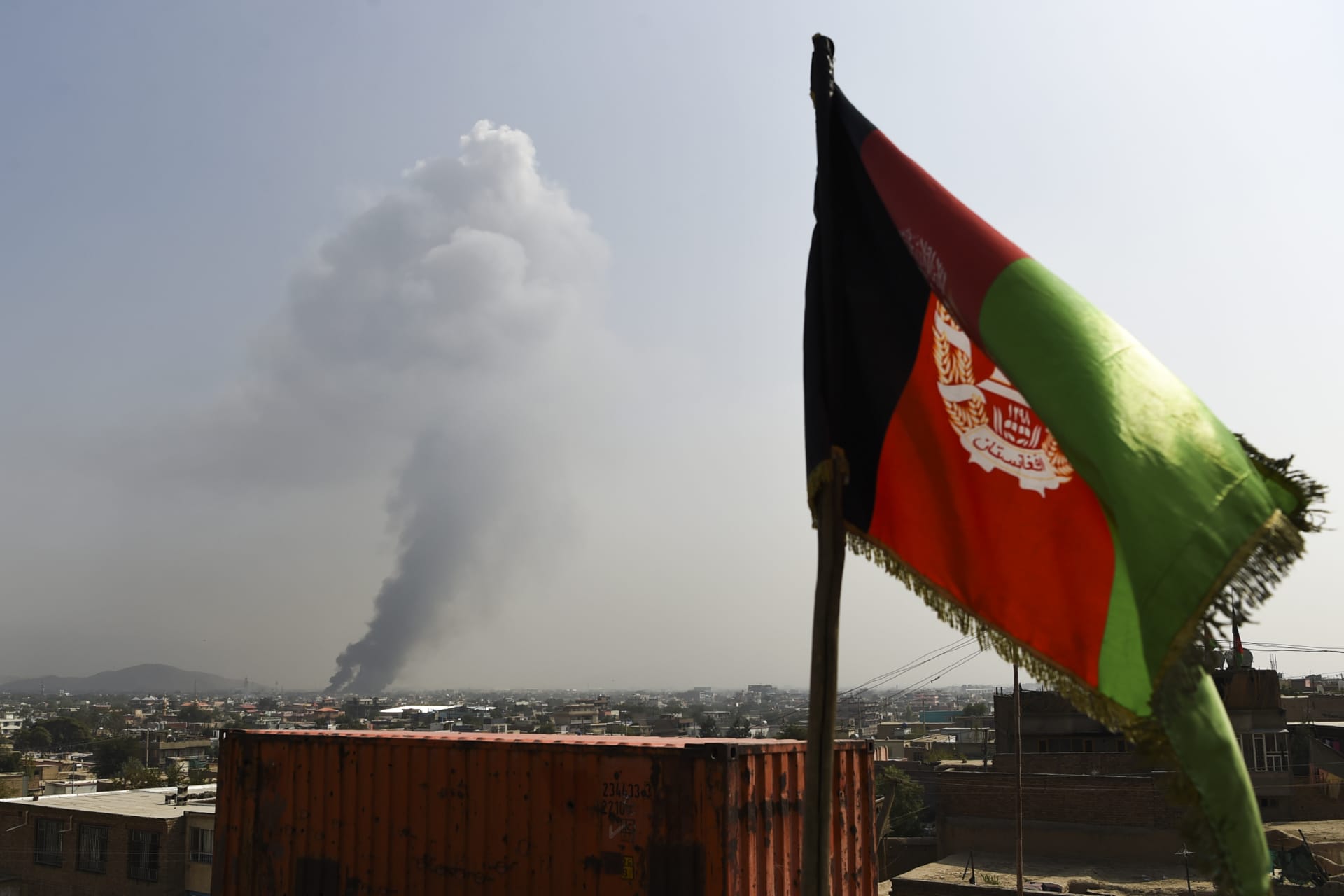 62 قتيلاً على الأقل في انفجار بمسجد في أفغانستان 