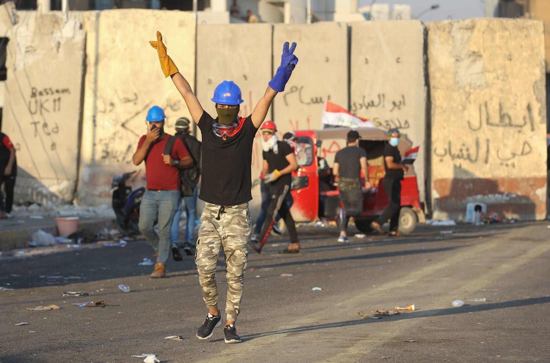 بالصور.. أضخم المظاهرات في بغداد منذ بدء الاحتجاجات 