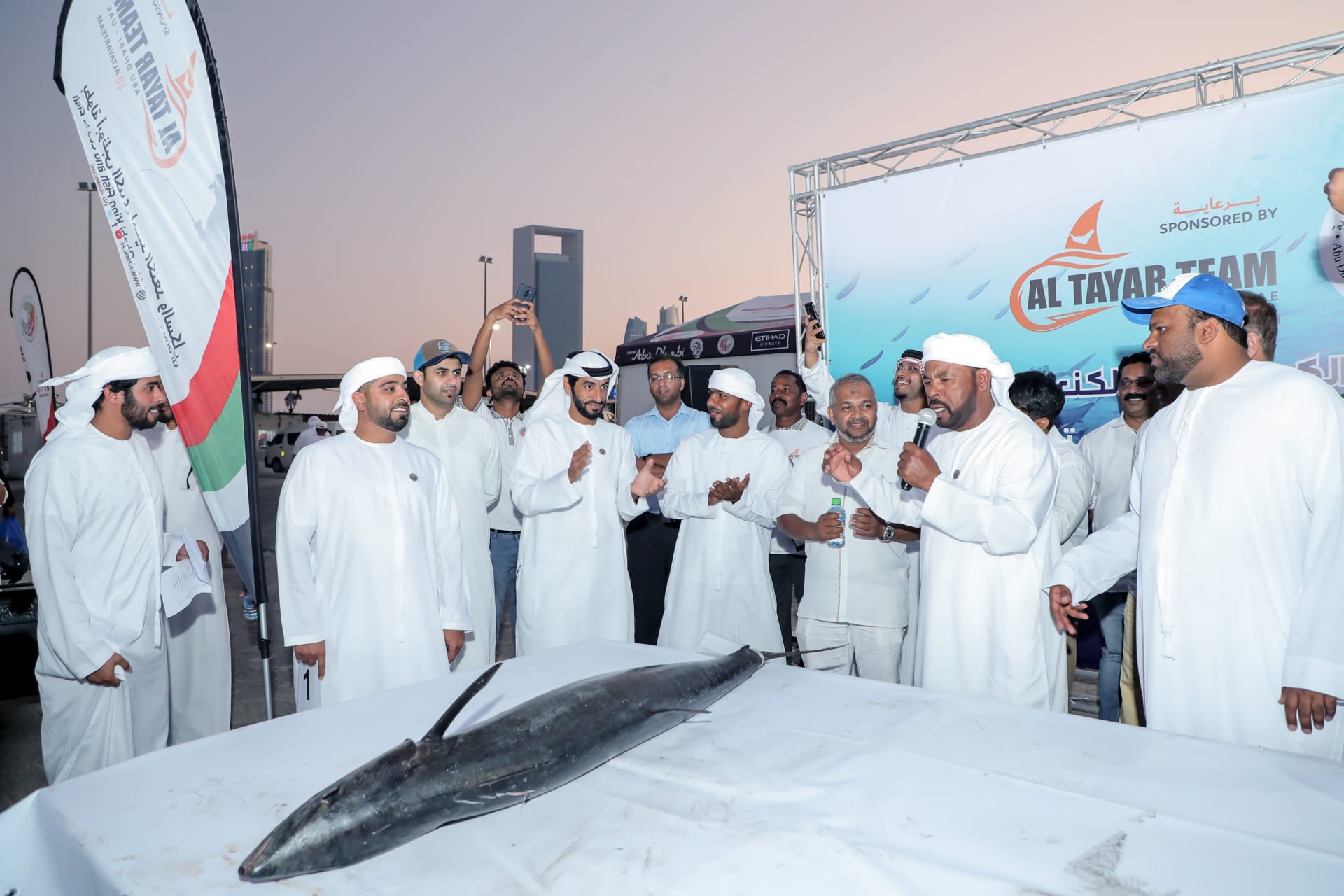بيع سمكة الكنعد "الأغلى" في العالم بمزاد في الإمارات.. كم بلغ سعرها؟