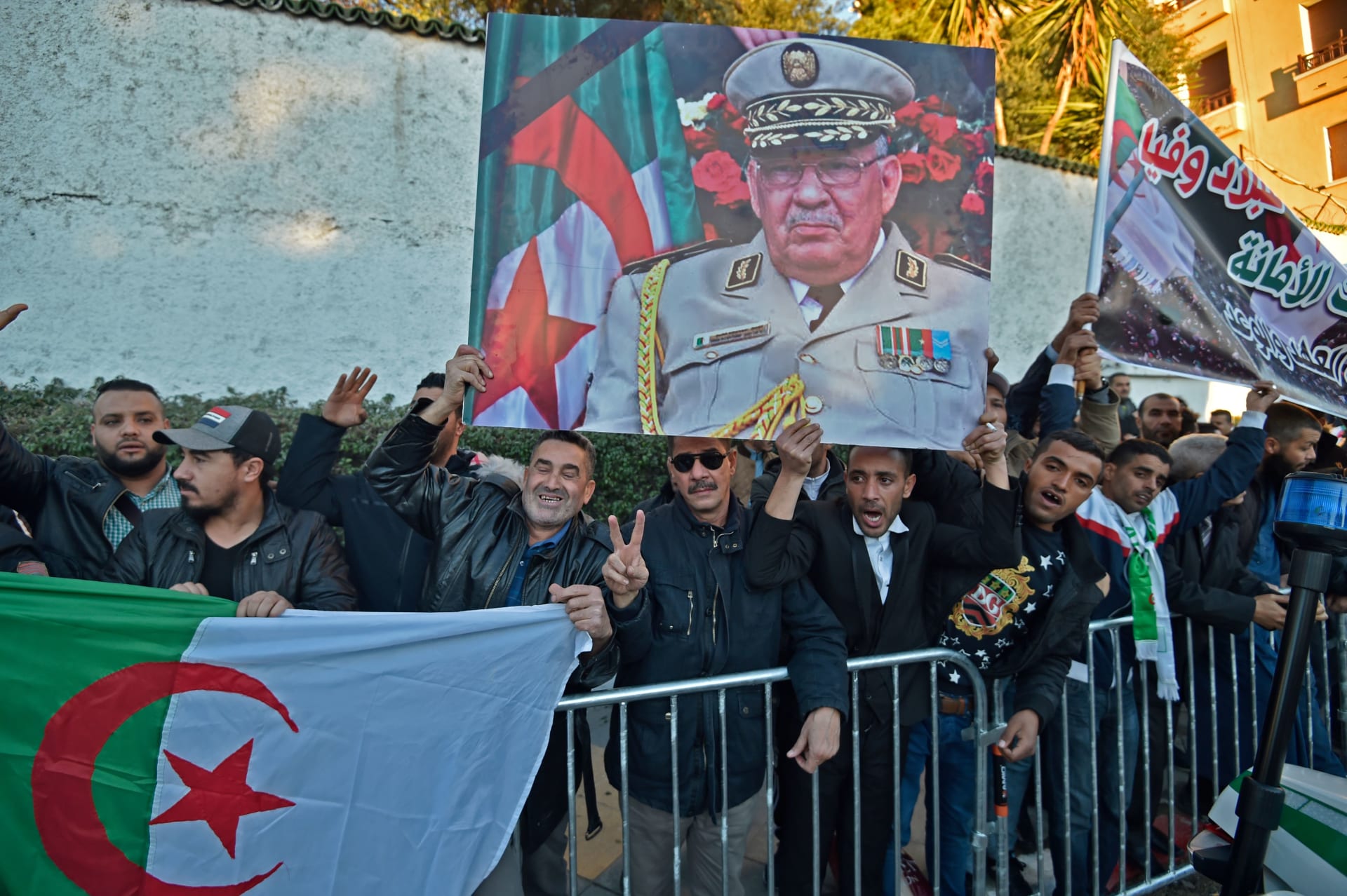  جنازة رئيس أركان الجيش الجزائري أحمد قايد صالح