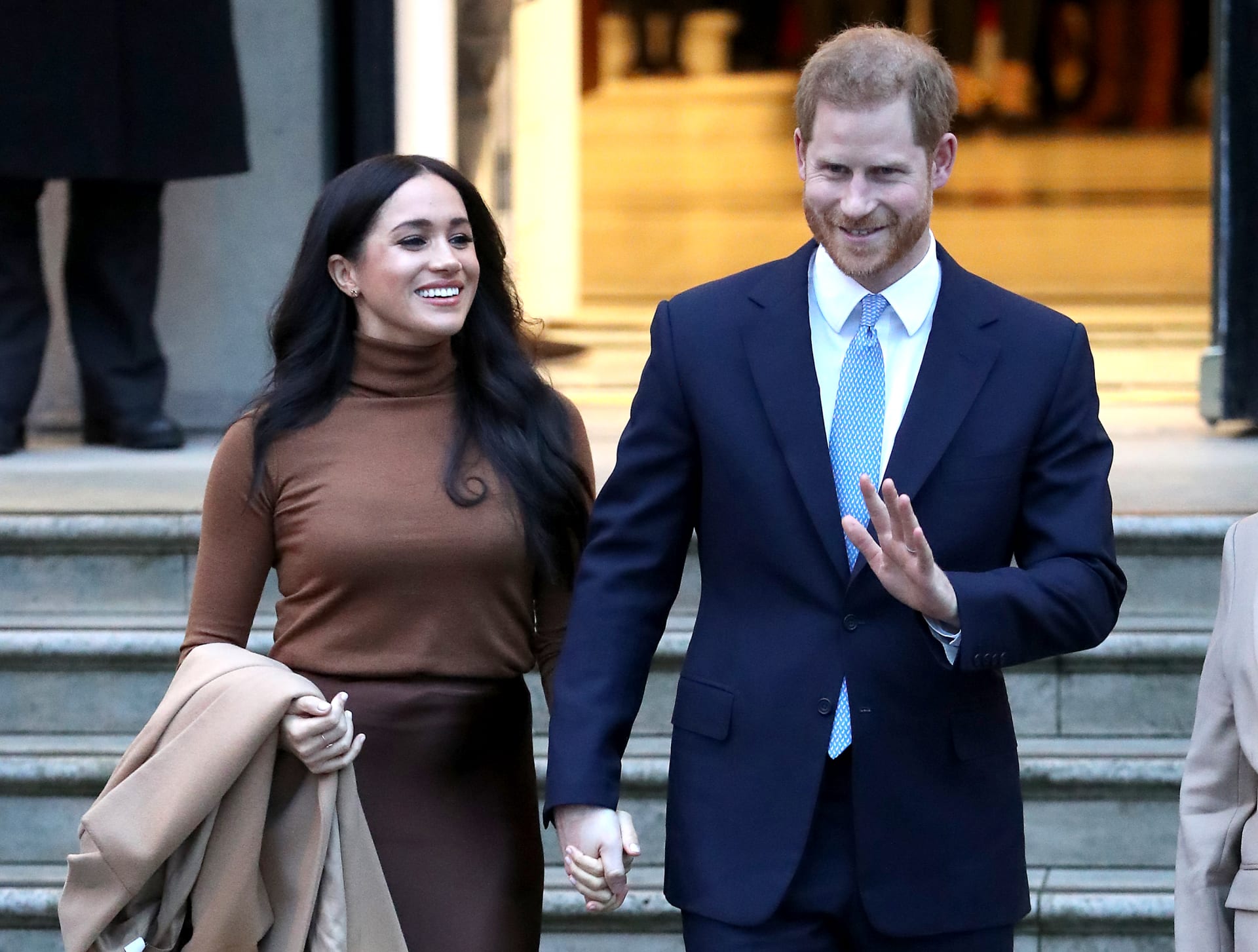 الأمير هاري وزوجته ميغان يتخليان عن دورهما كأعضاء "بارزين" بالعائلة الملكية البريطانية