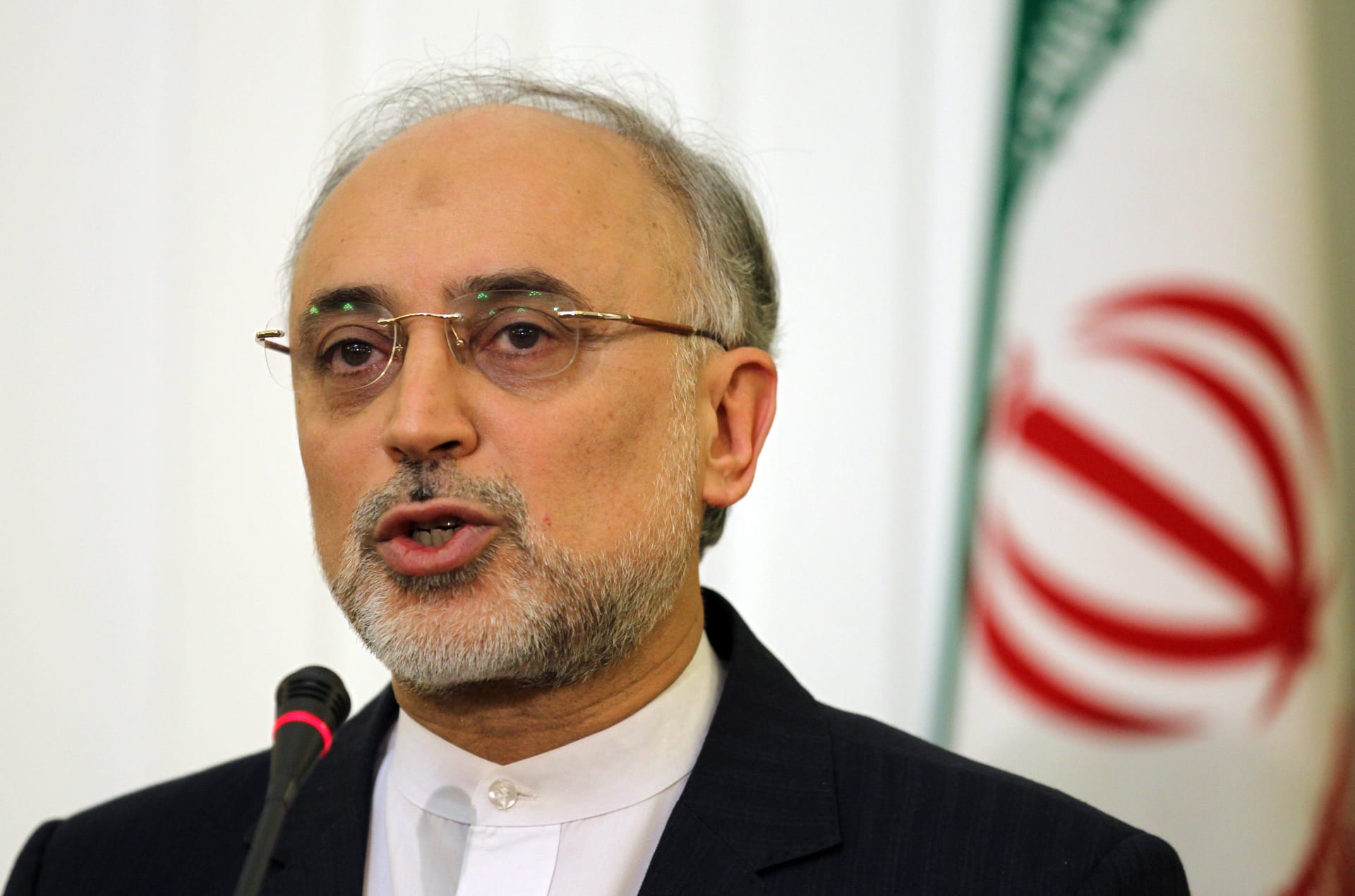 طهران: فرض عقوبات أمريكية على الطاقة الذرية الإيرانية ورئيسها "خطوة صبيانية" لا قيمة لها  