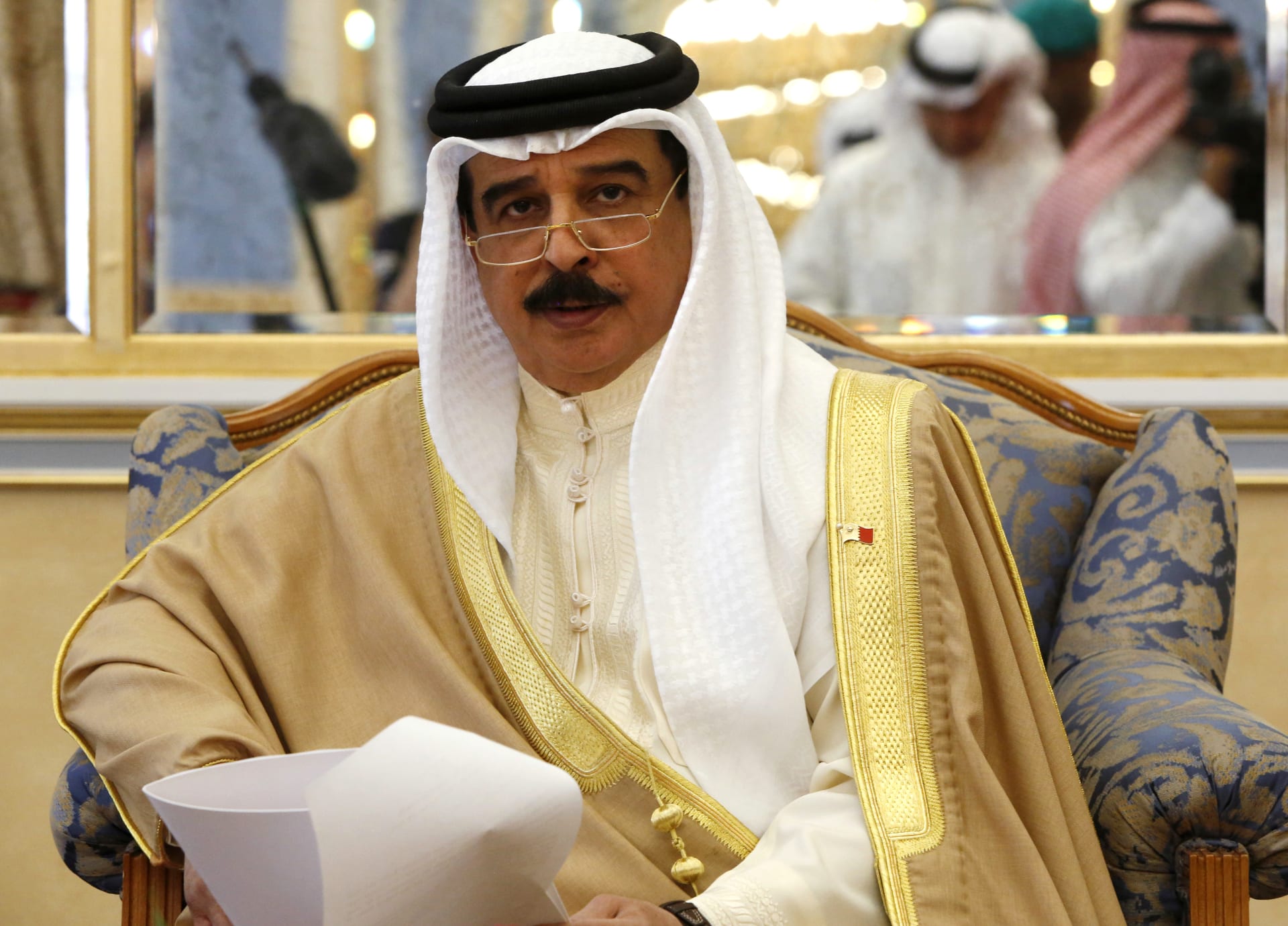 فيروس كورونا.. البحرين تعلن حزمة اقتصادية تتضمن إعفاء الأفراد والمؤسسات من الرسوم لـ3 أشهر