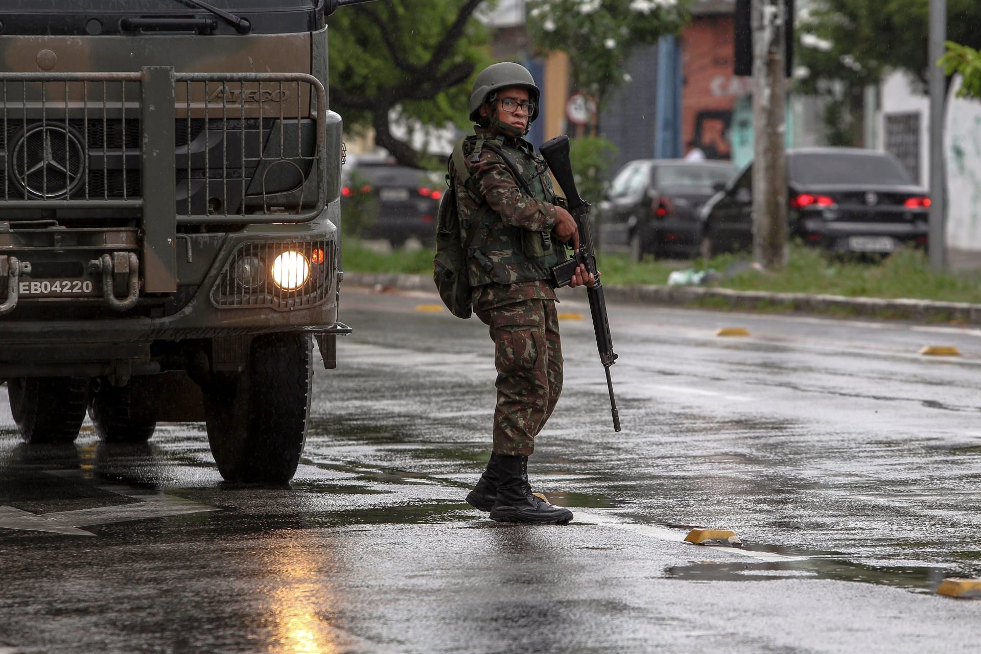 الدفاع البرازيلية تعلن التزامها بالديمقراطية بعد دعوة متظاهرين للتدخل العسكري
