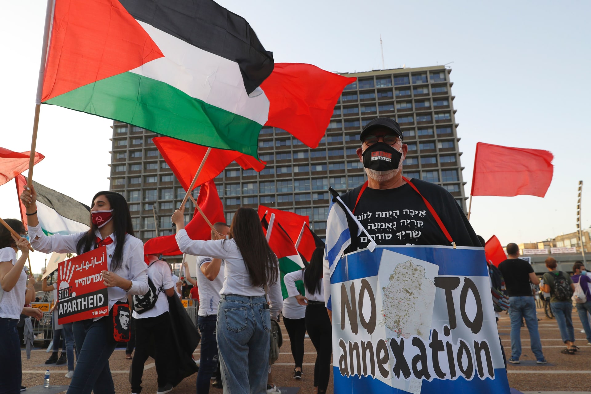مظاهرات في تل أبيب لرفض ضم الضفة الغربية.. وزعيم ميرتس: جريمة حرب ستكلفنا الدم