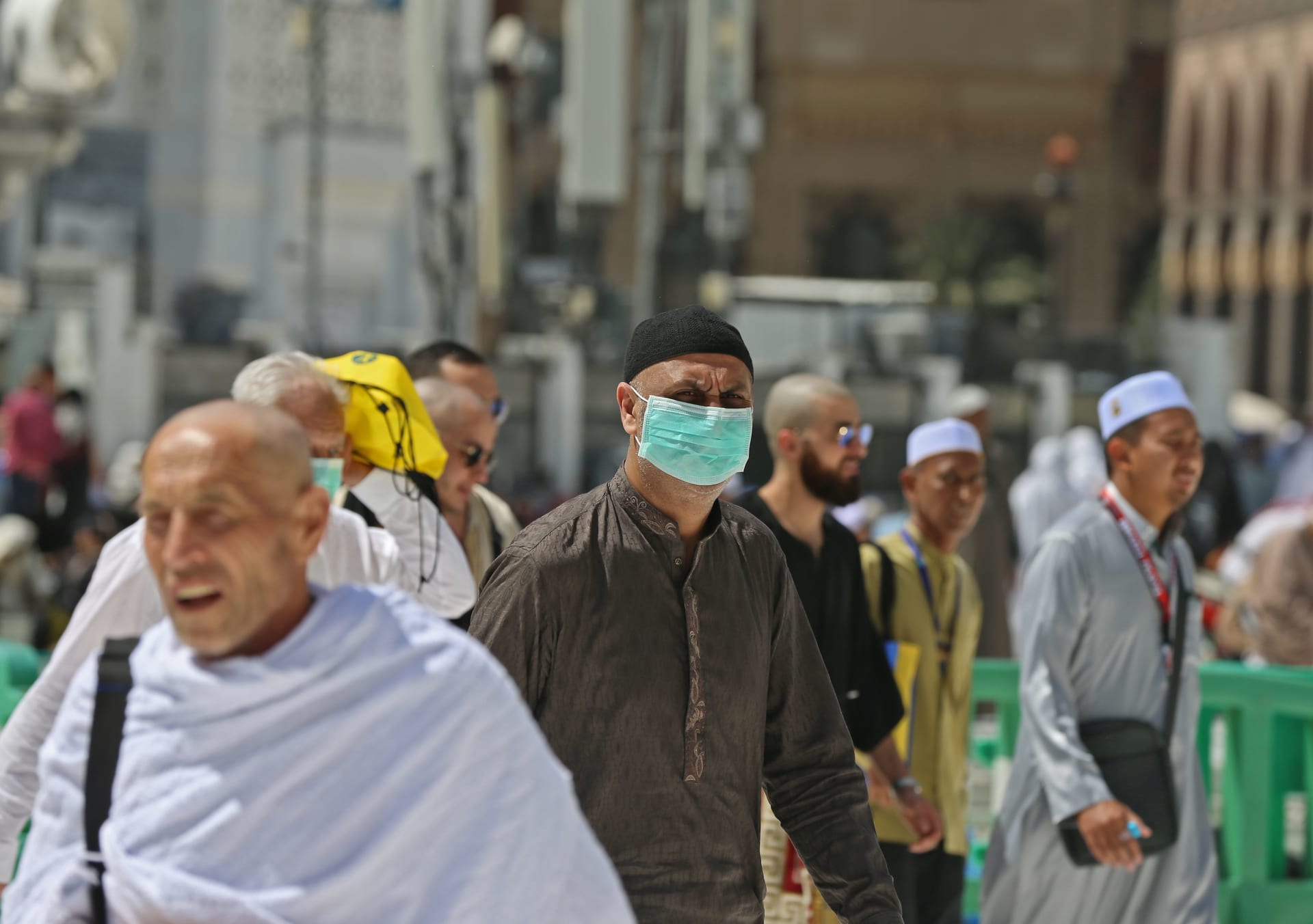 السعودية تسجل قفزة بأعداد إصابات فيروس كورونا اليومية.. والصحة: هذا سبب الارتفاع