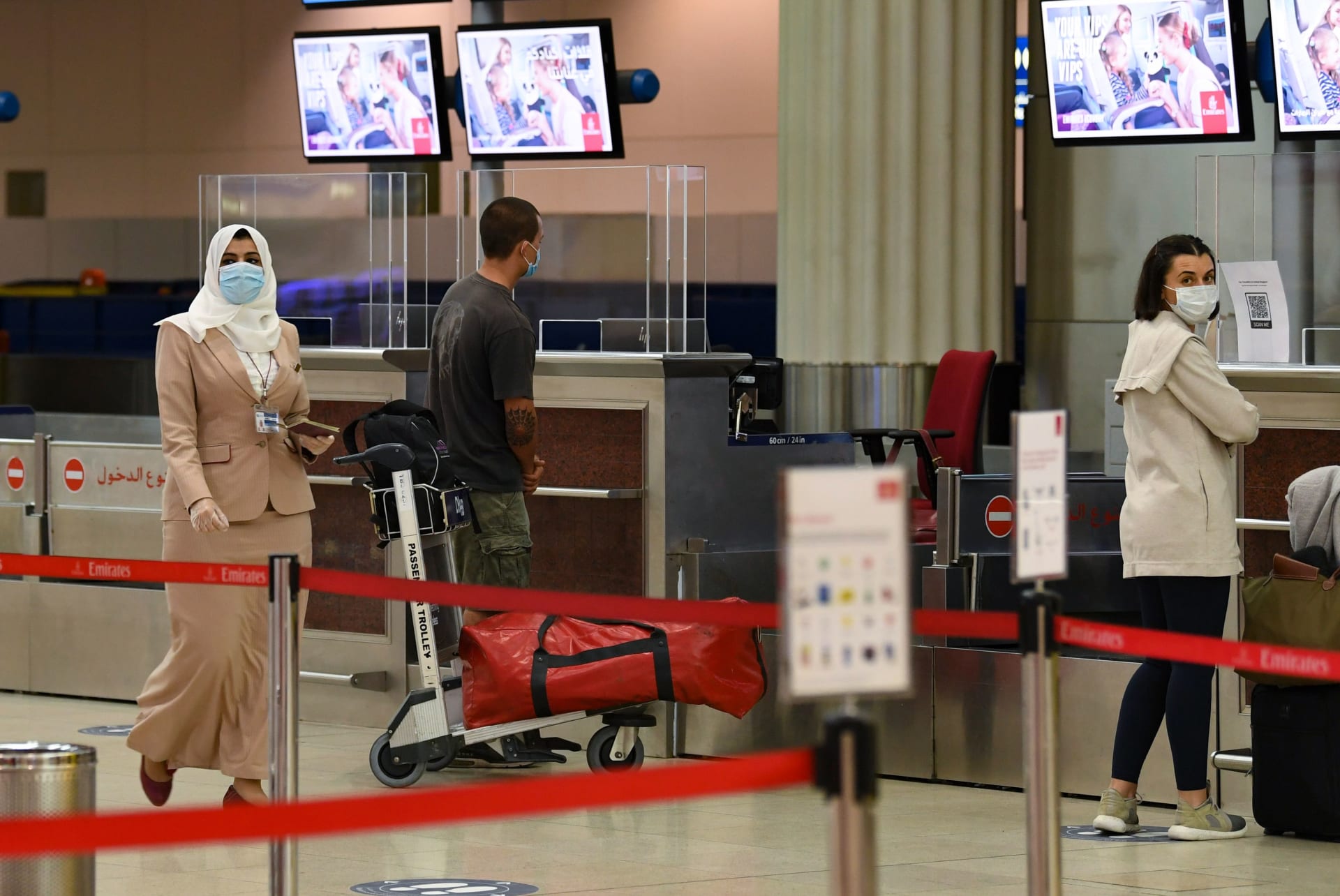 دبي تحدد مواعيد وإجراءات استقبال السائحين وسفر المواطنين والمقيمين