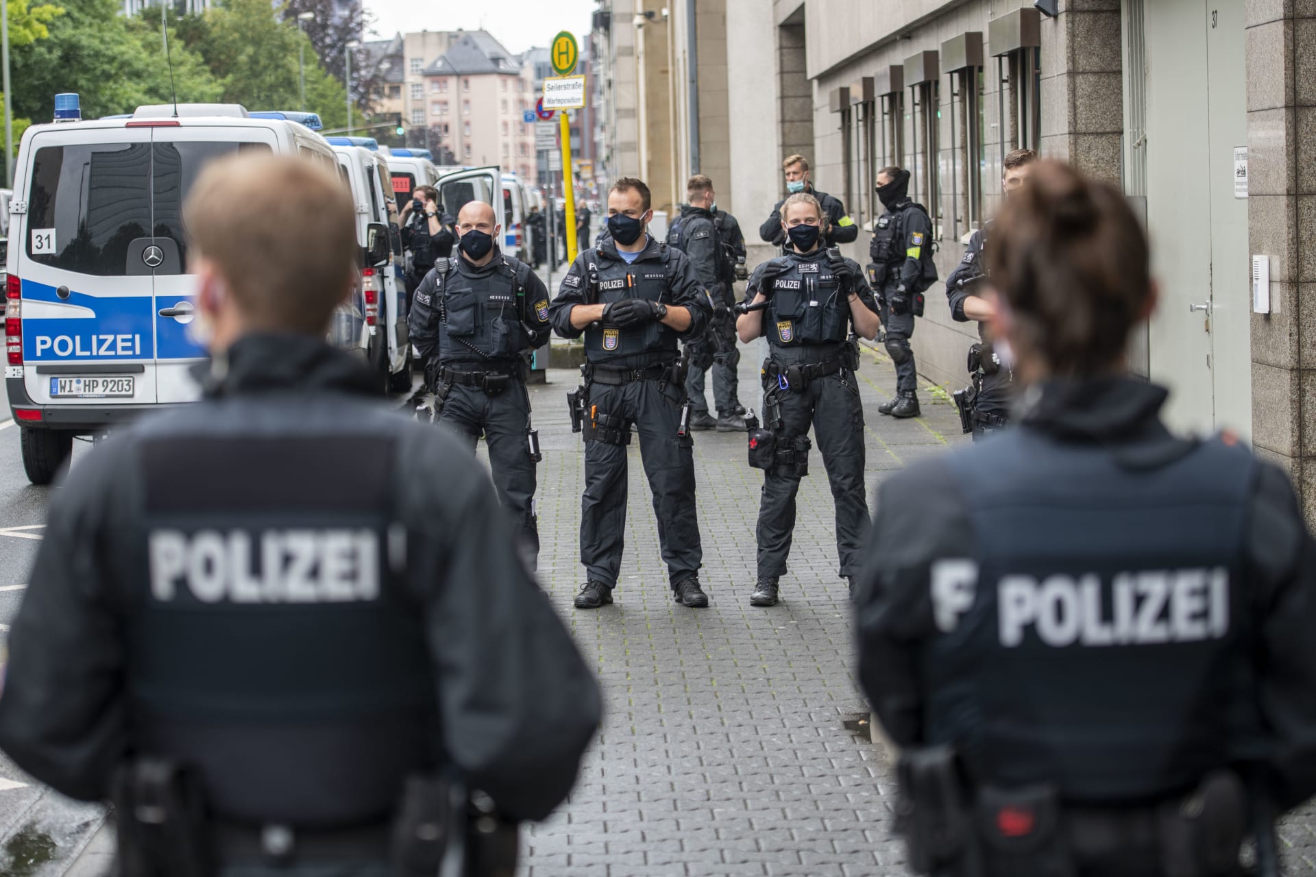 عناصر الشرطة الألمانية في وسط العاصمة برلين