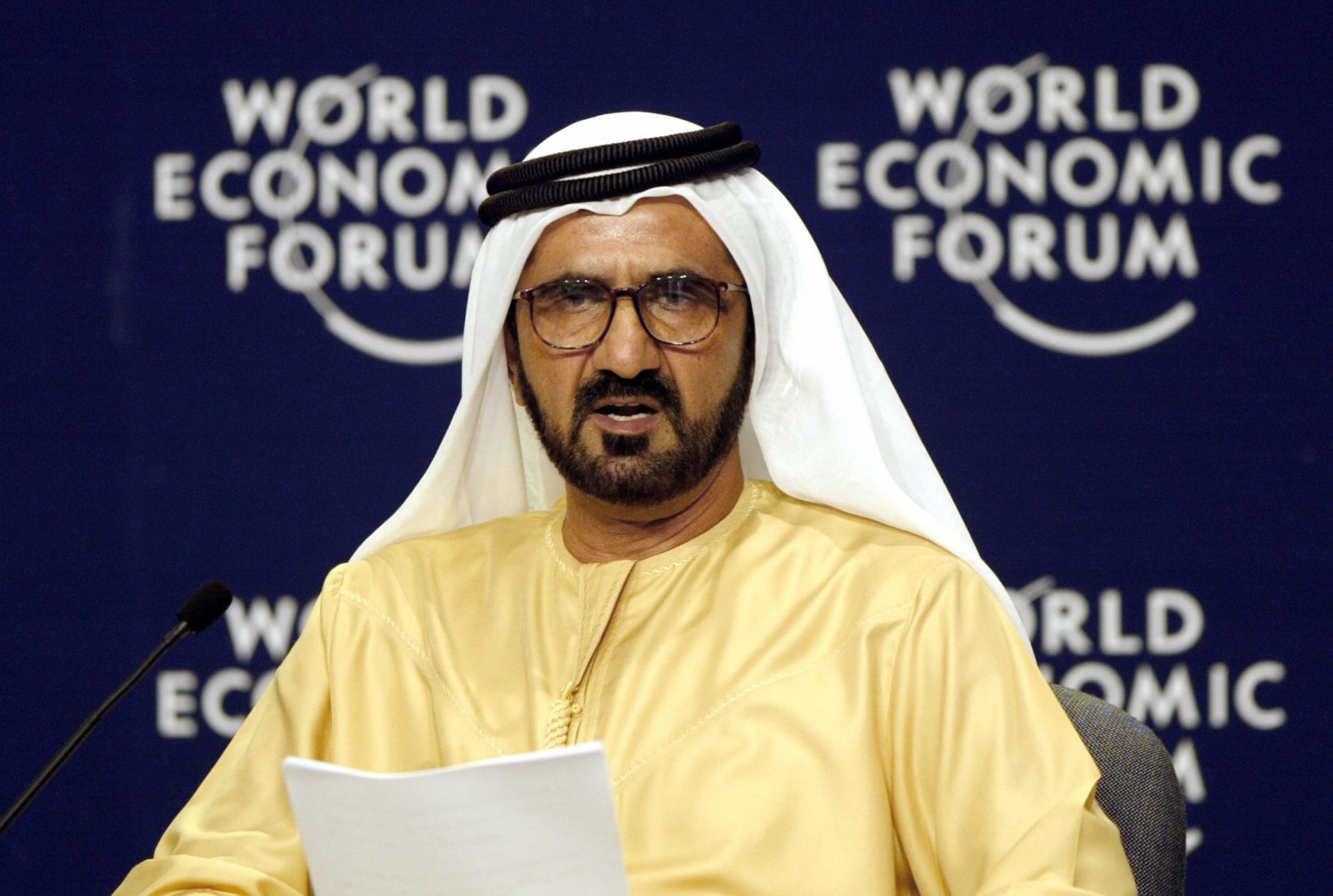 محمد بن راشد يُعلن إجراء تغييرات على هيكل حكومة الإمارات 