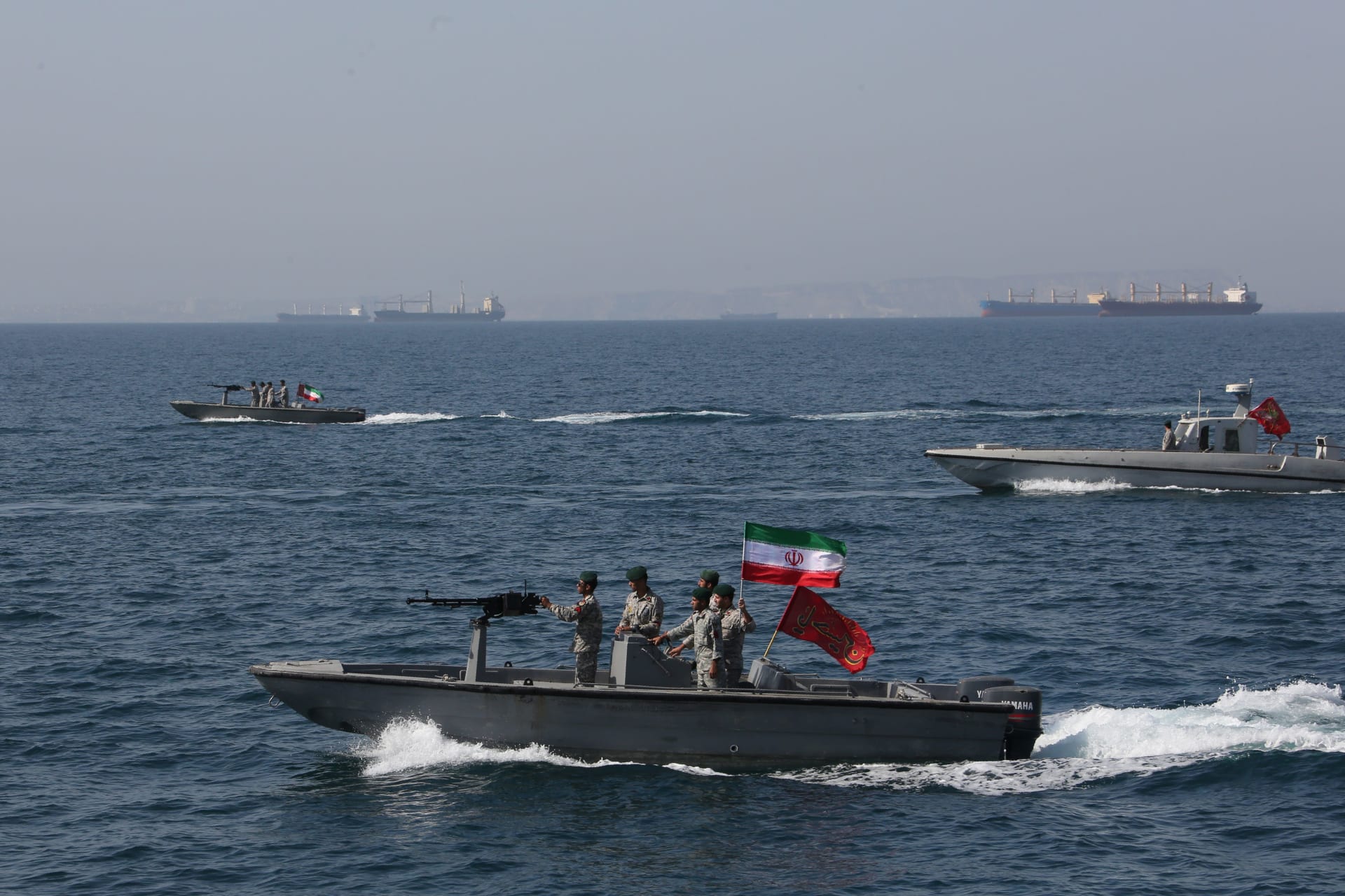 الحرس الثوري الإيراني: لديها أنظمة صاروخية "تحت الأرض" على ساحل الخليج وبحر عُمان