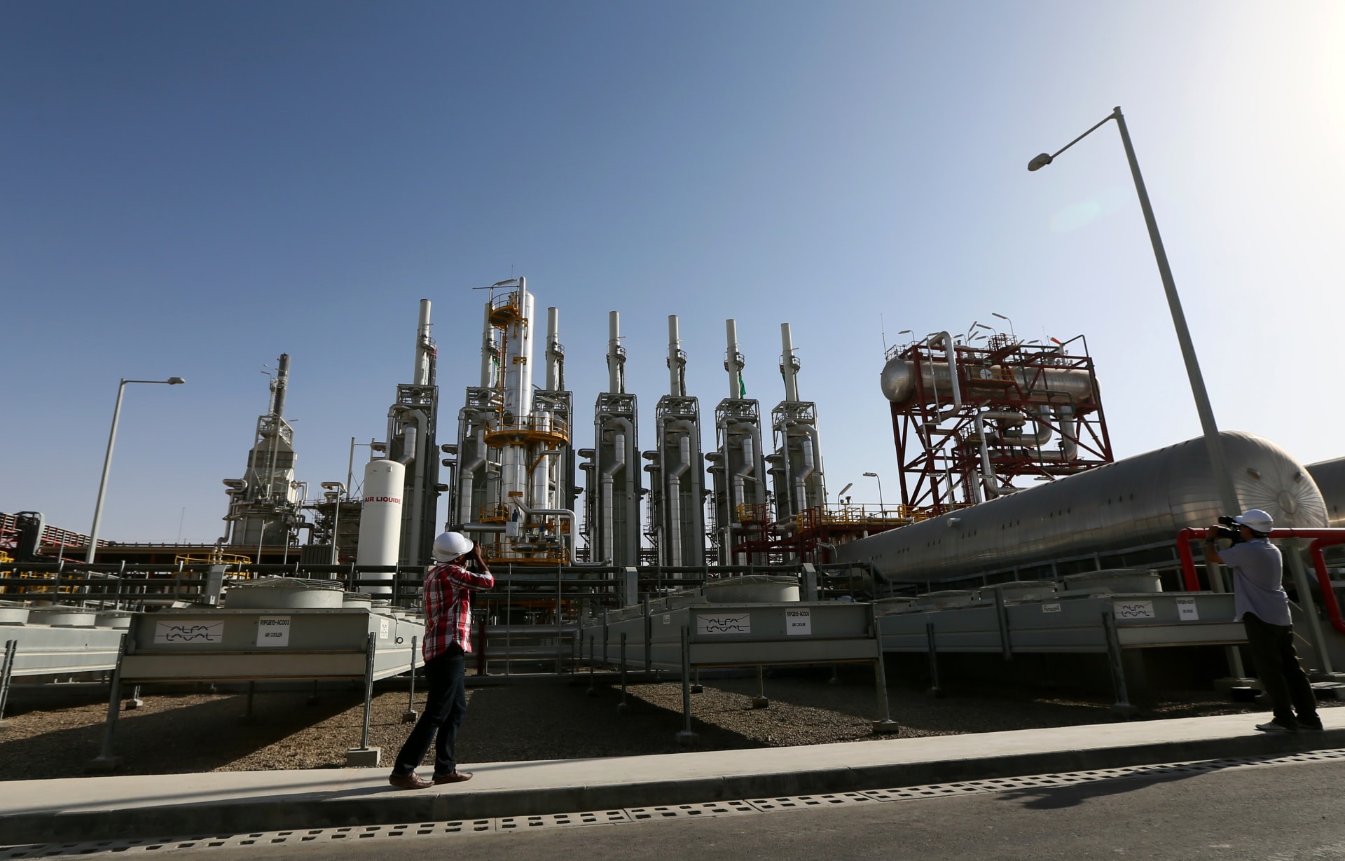 الإمارات تعلن إنشاء أكبر محطة توليد كهرباء بالغاز.. هذه تكلفتها