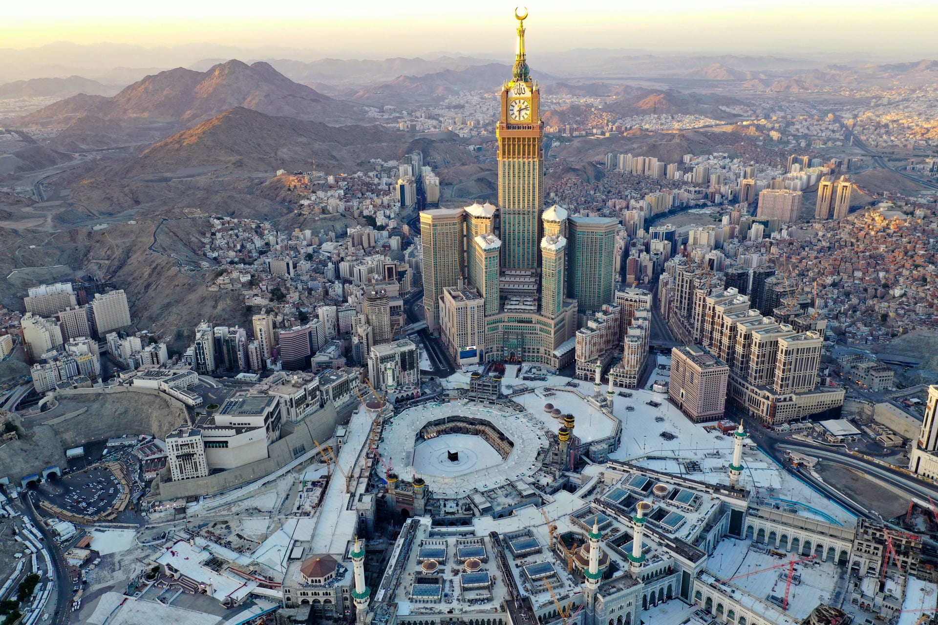 الشمس تتعامد على الكعبة بمكة في السعودية للمرة الأخيرة لعام 2020