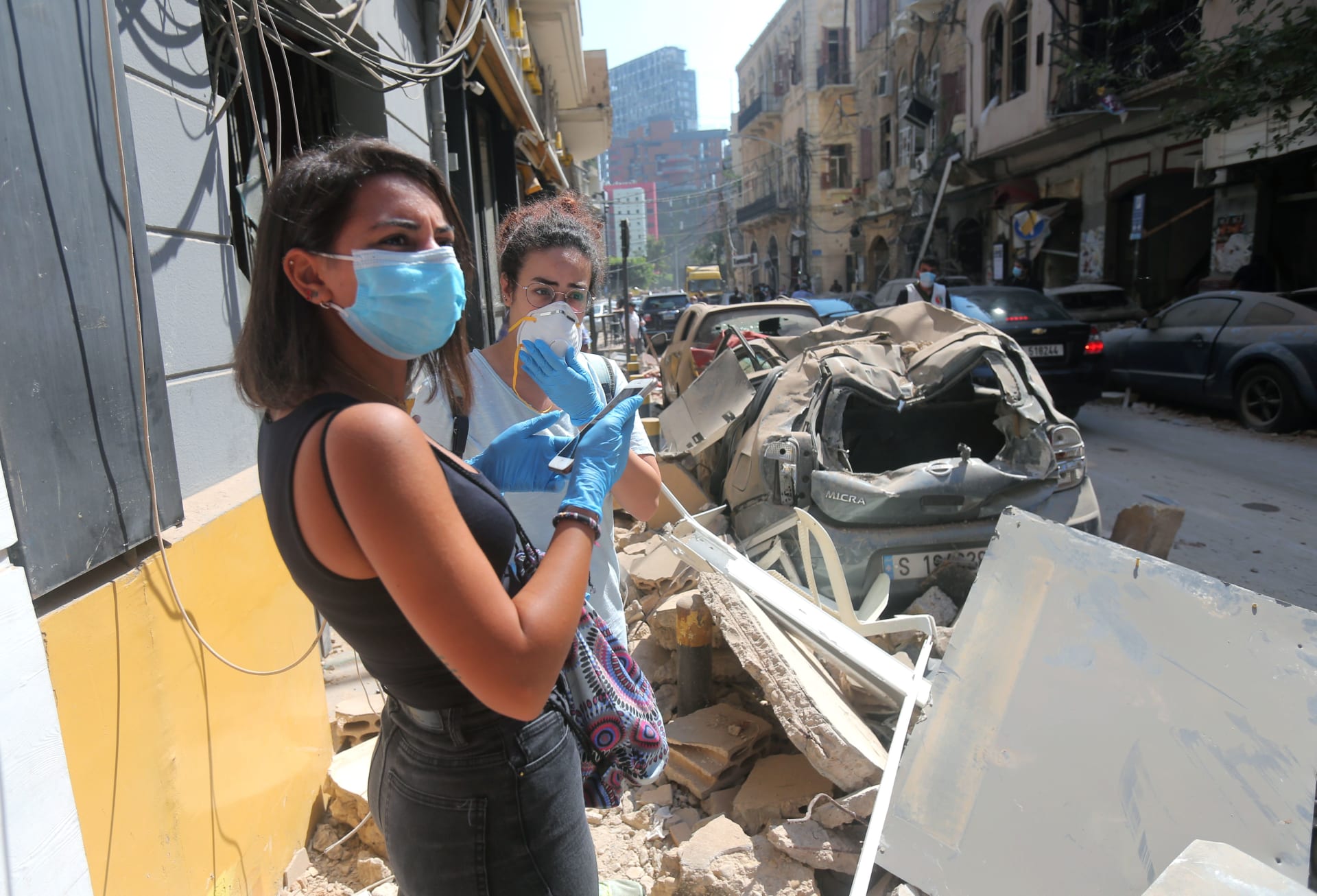 محافظ بيروت: منازل نصف سكان العاصمة غير قابلة للسكن بسبب الانفجار