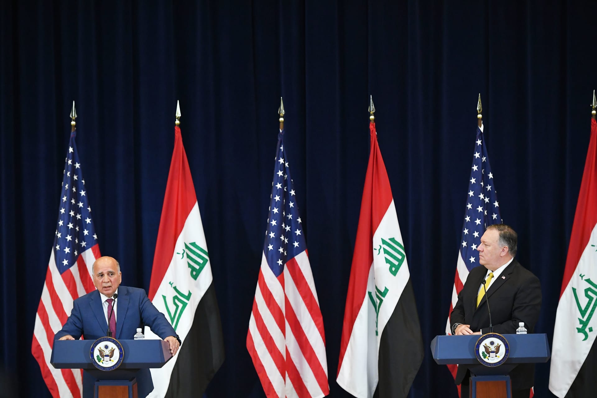 مؤتمر صحفي مشترك لوزير الخارجية الأمريكي مايك بومبيو ونظيره العراقي فؤاد حسين