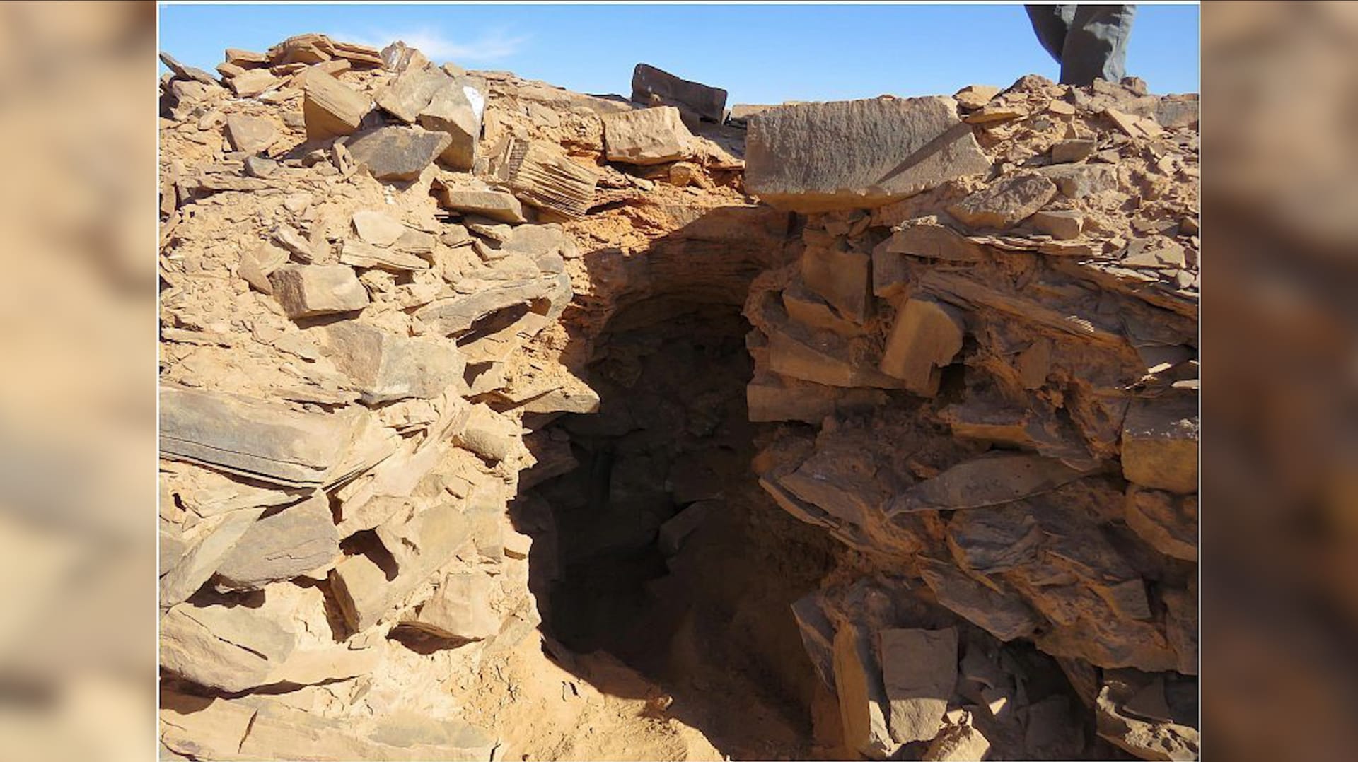 السعودية تعثر على واحدة من أقدم المصائد الحجرية بالعالم بصحراء النفود