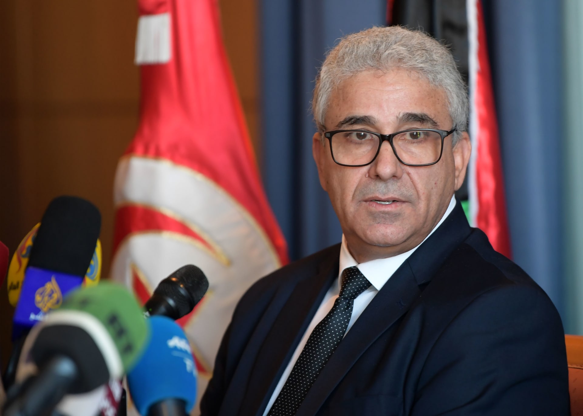 حكومة الوفاق: وقف وزير الداخلية.. والتحقيق معه في "تجاوزات" مظاهرات طرابلس