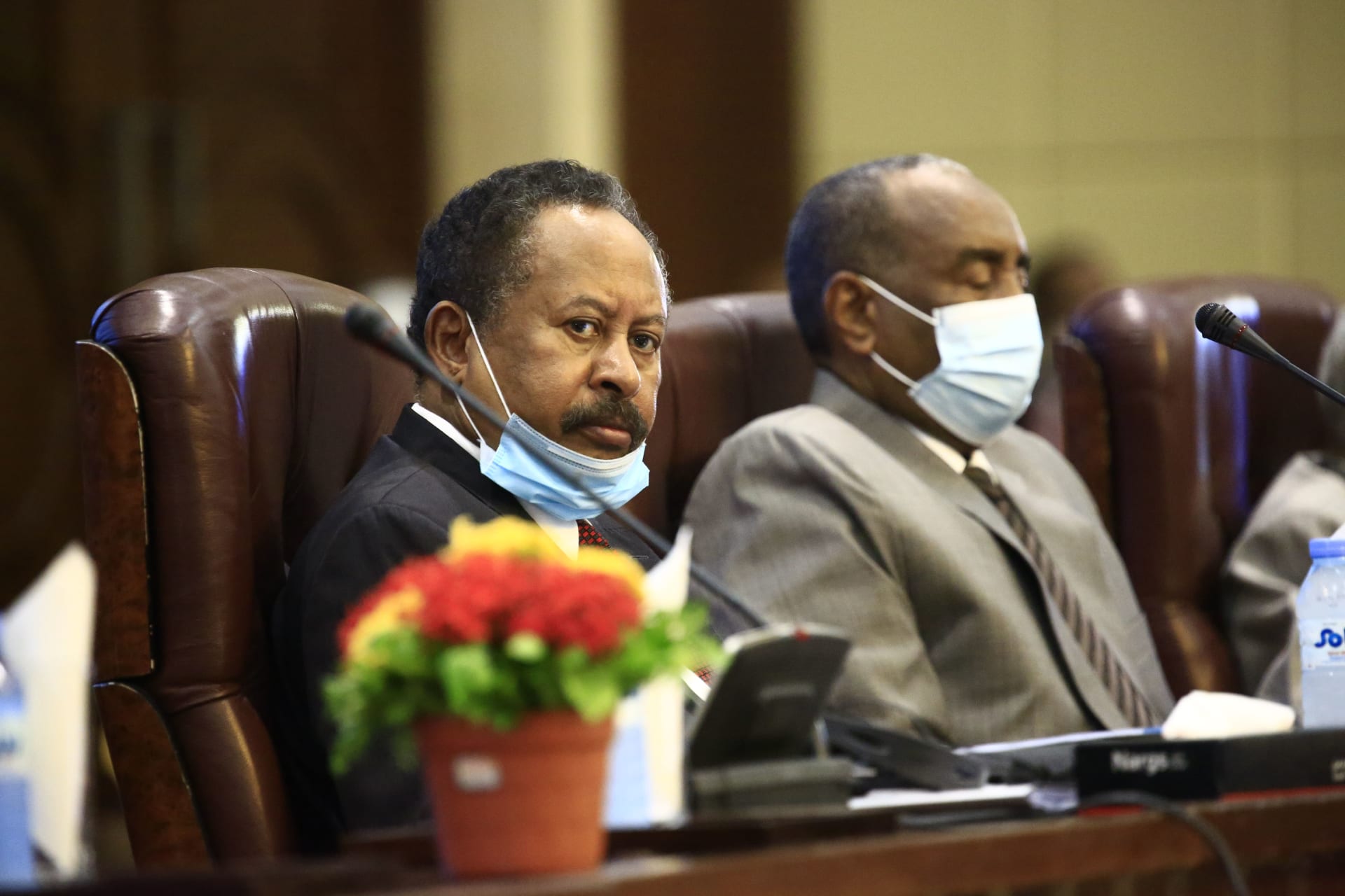 رئيس وزراء السودان: طلبت من بومبيو فصل مسار التطبيع عن رفع الخرطوم من قائمة الإرهاب