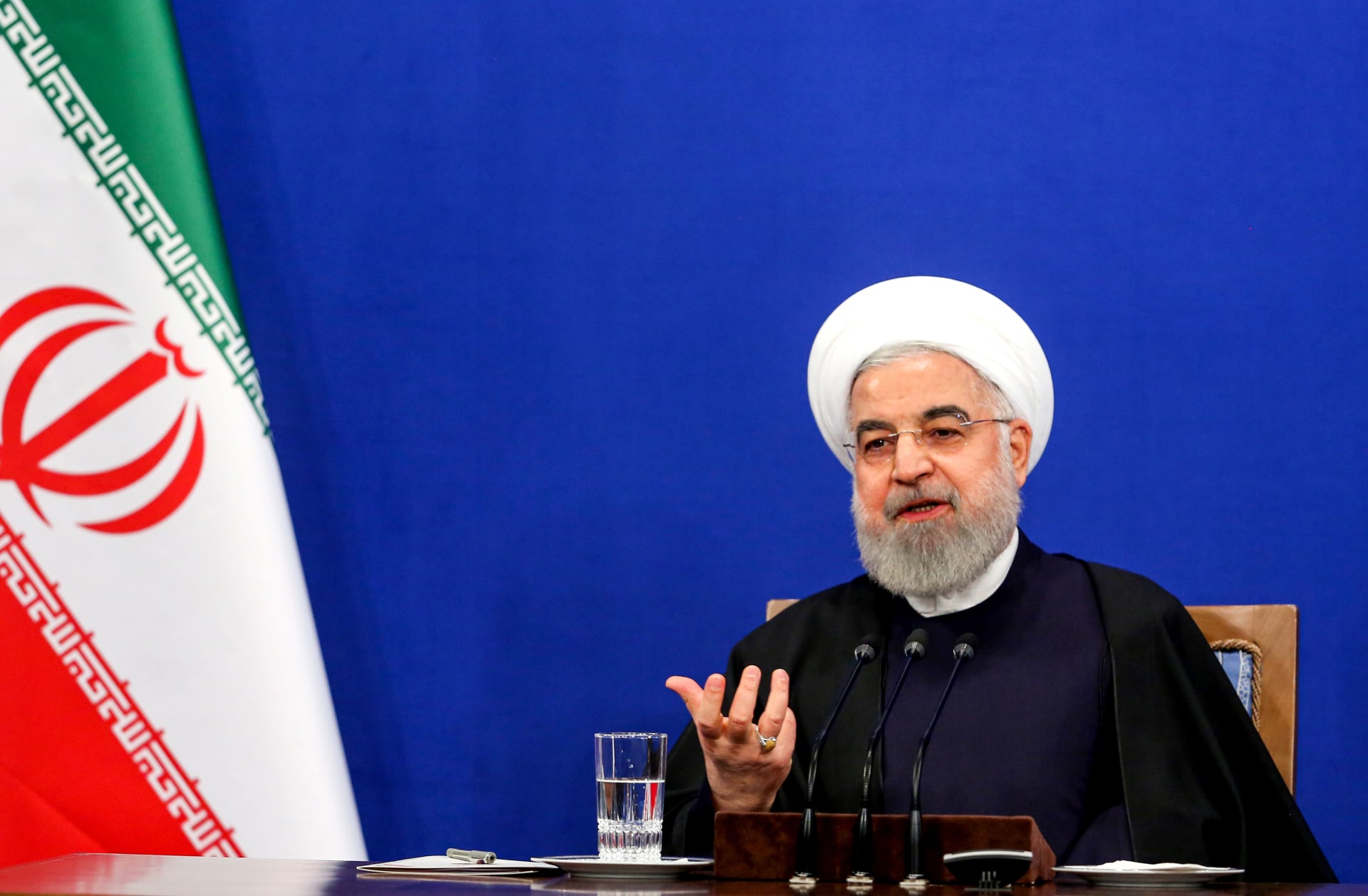 روحاني: العقوبات الأمريكية الجديدة "حيلة دعائية" لن تكسر مقاومتنا