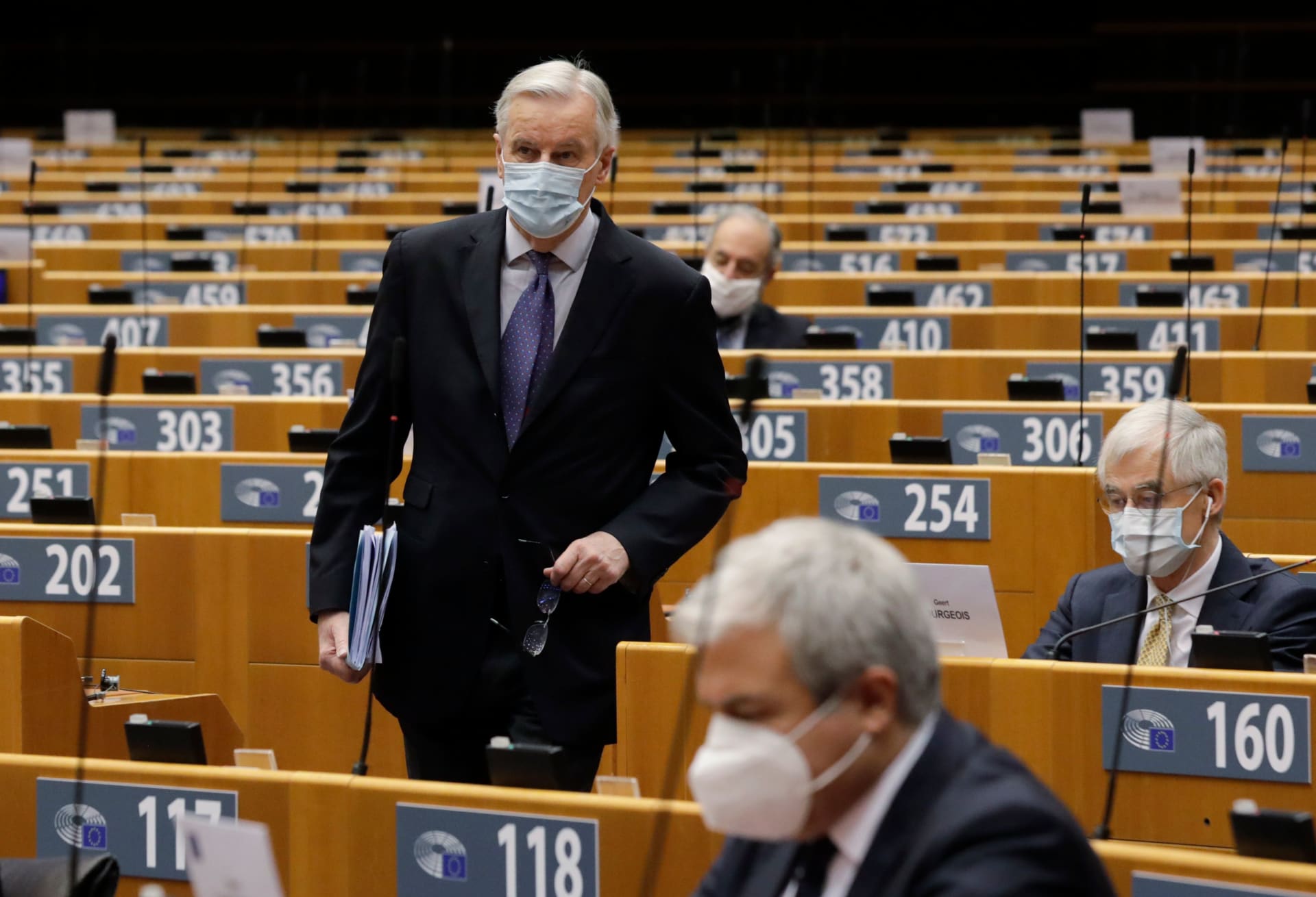 البرلمان الأوروبي يتبنى قرارًا حول وضع حقوق الإنسان في مصر.. ومجلس النواب يدين