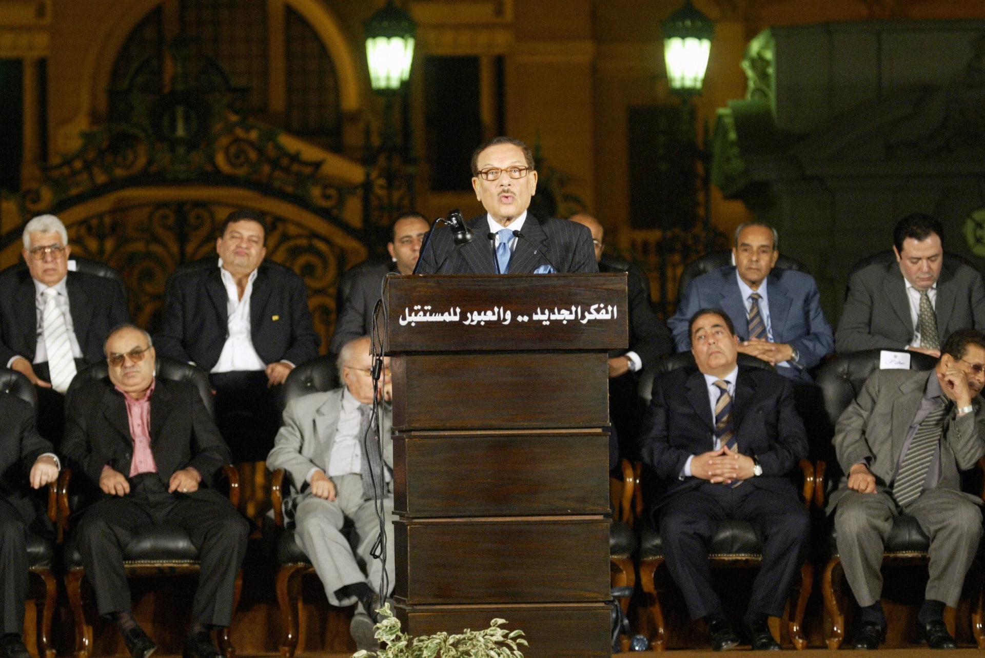 وفاة صفوت الشريف وزير الإعلام ورئيس مجلس الشورى المصري السابق