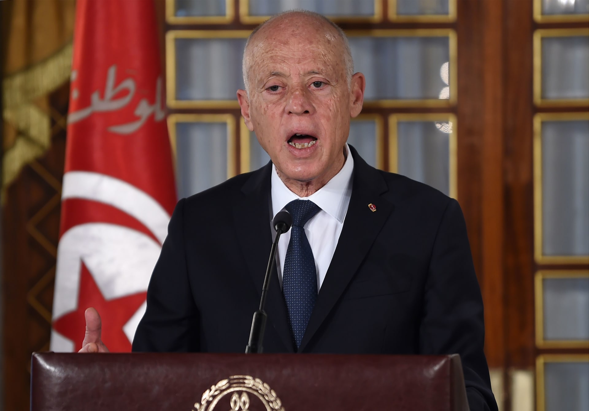 السيسي يجري اتصالا مع الرئيس التونسي بعد "محاولة التسميم الفاشلة"