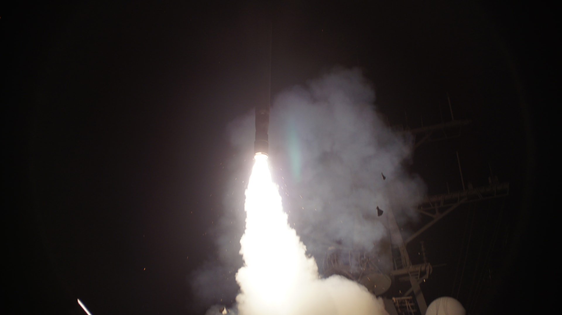 إسرائيل تكشف شبكة تهريب لبيع صواريخ "غير مشروعة" إلى "دولة آسيوية"