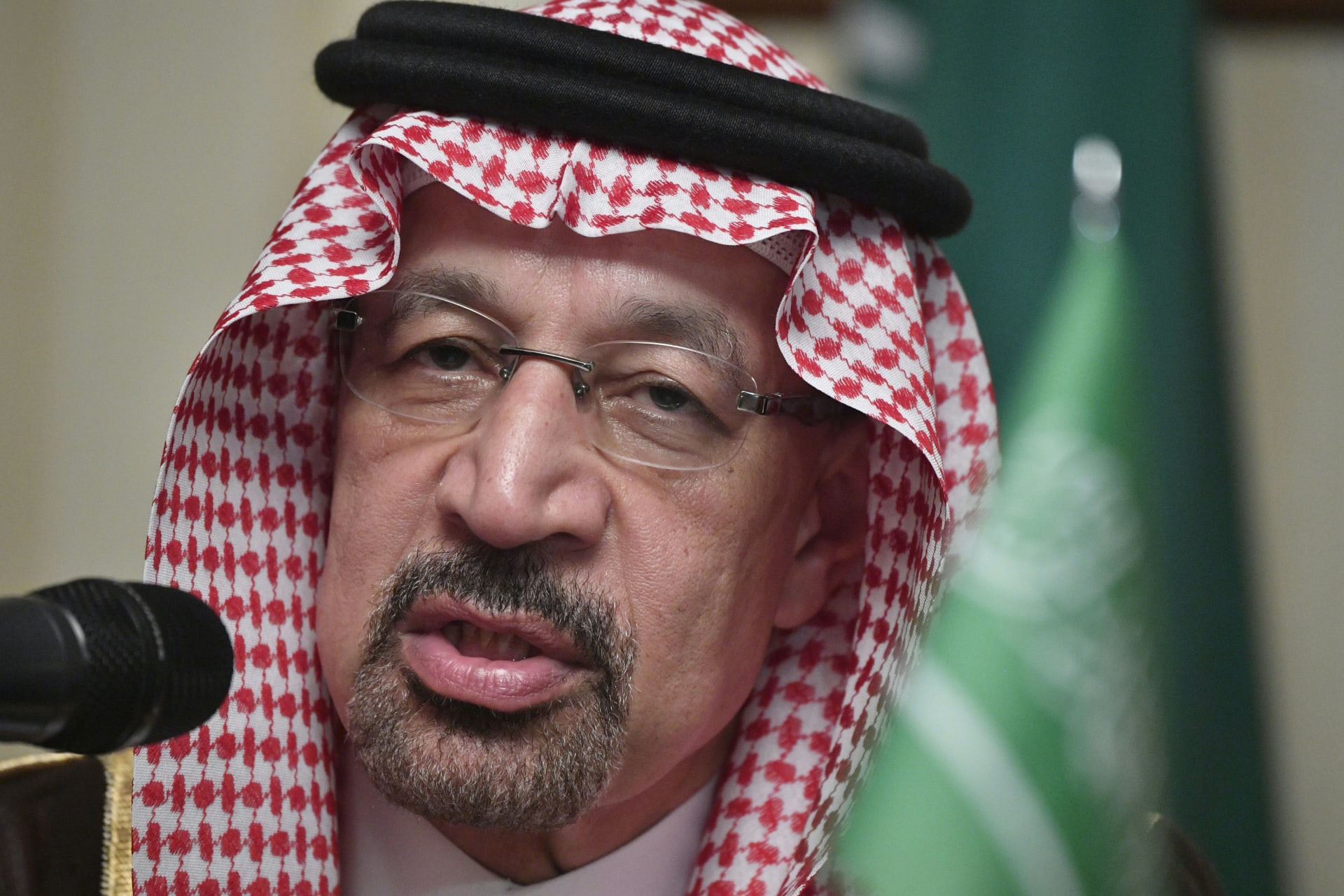 خالد الفالح يبرز 5 إيجابيات لقرار السعودية بإلزام الشركات العالمية بمقرات محلية