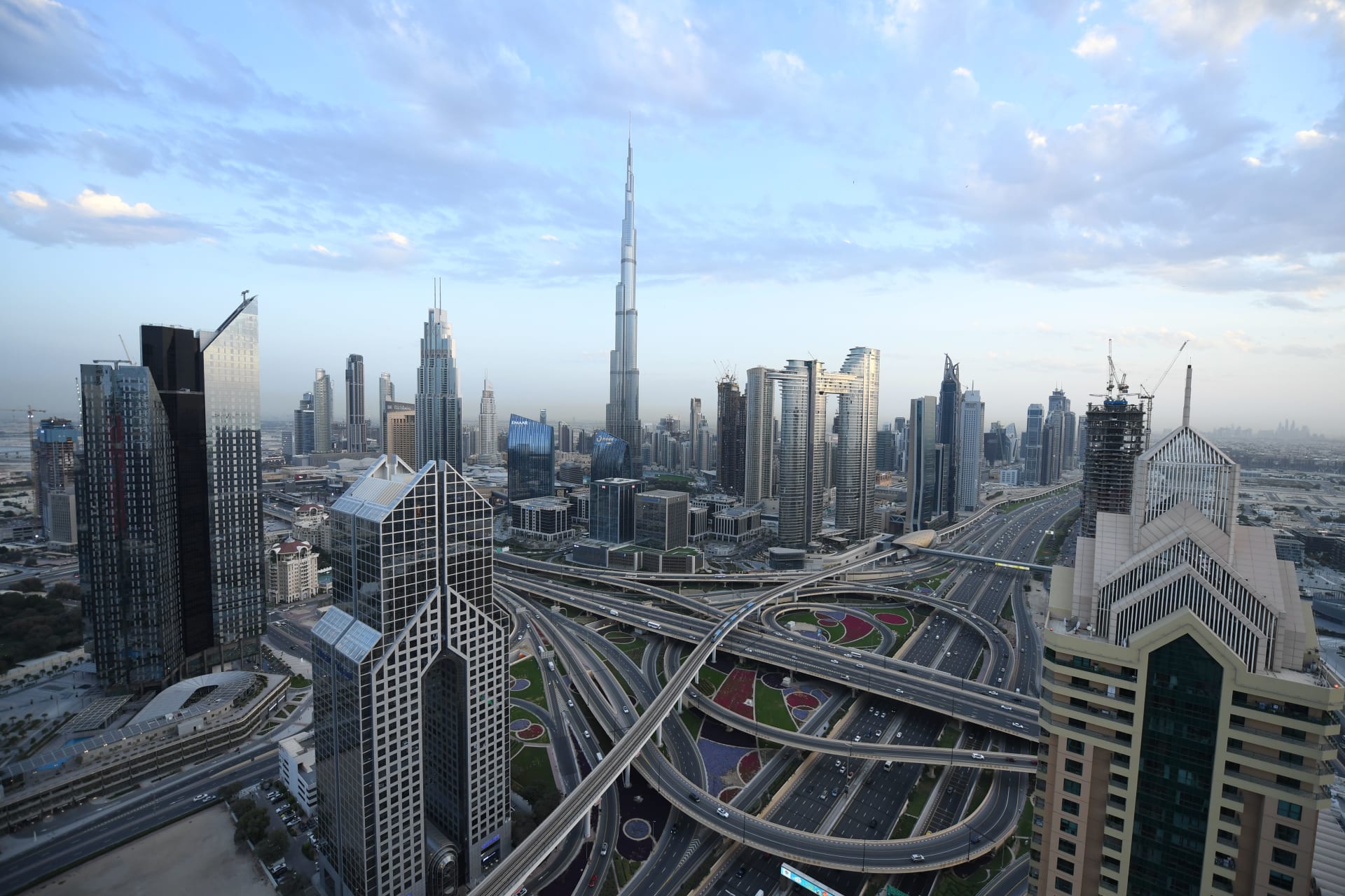 ما الذي تبحث عنه الشركات الإماراتية عند توظيف الكفاءات؟