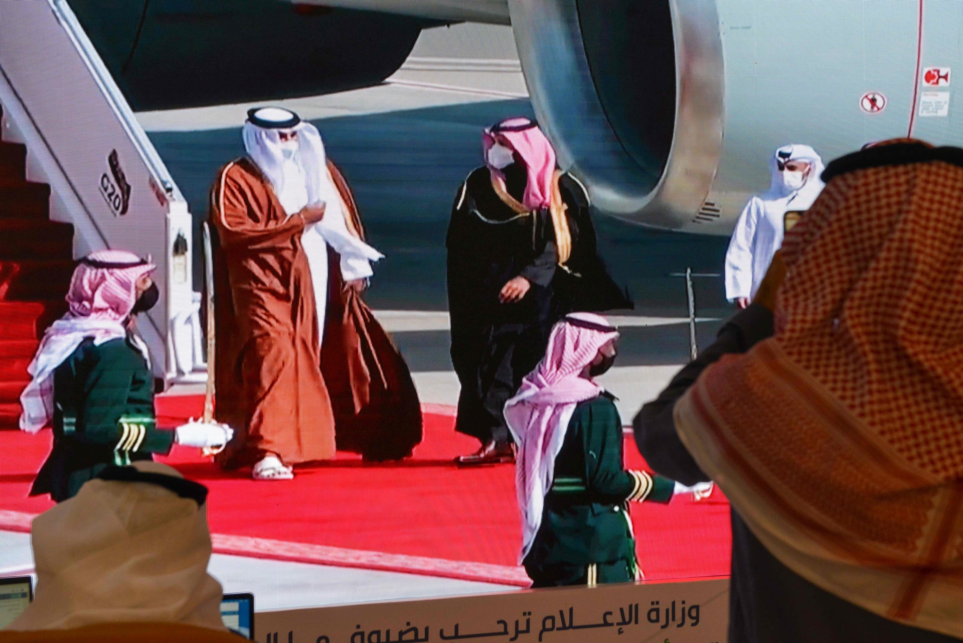 بعد يوم من اتصاله بالسيسي.. أمير قطر يتحدث مع ولي العهد السعودي