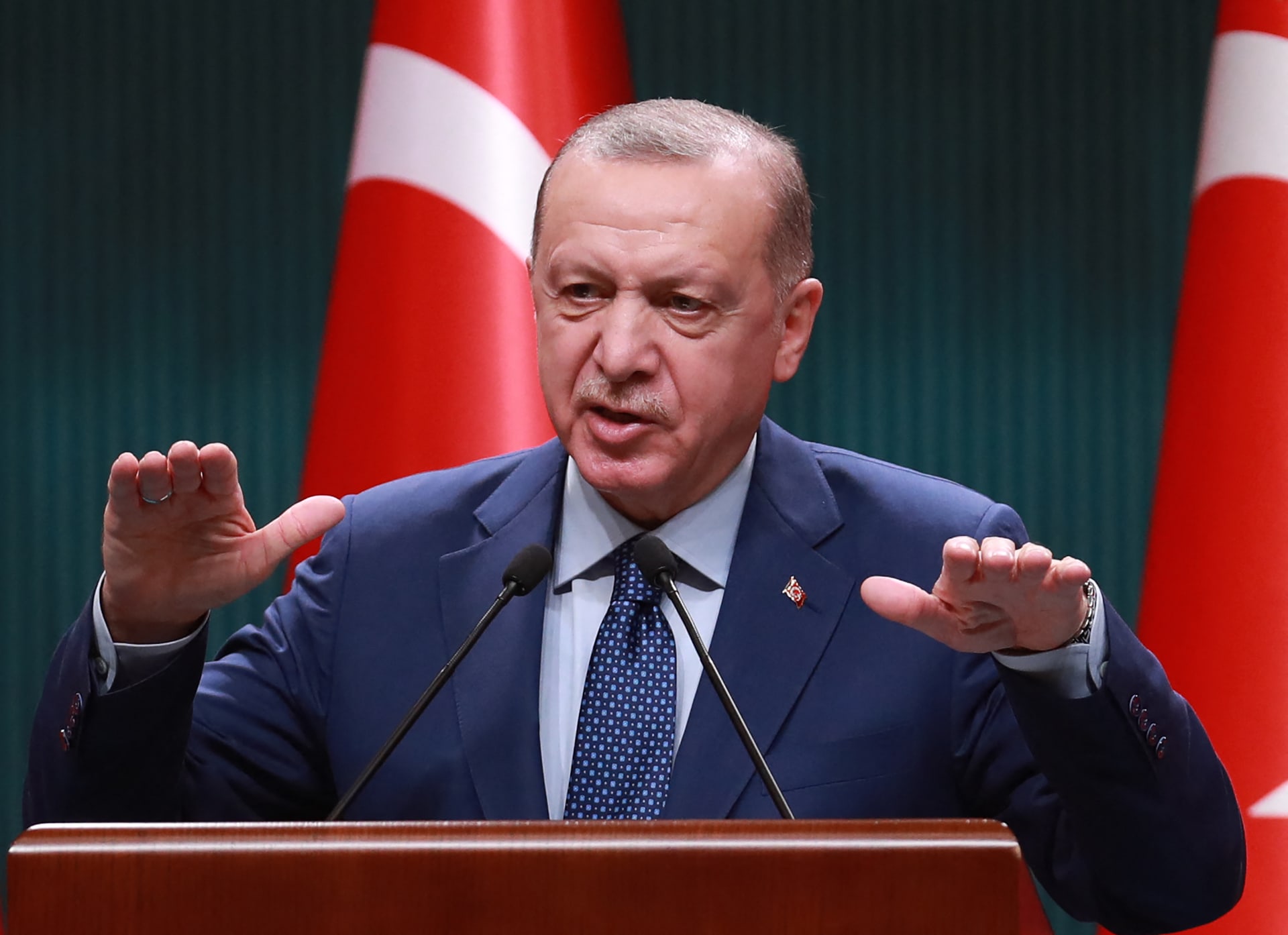 أردوغان يعلق على المشادة الكلامية بين وزيري خارجية تركيا واليونان ويؤكد: أثينا تُعين المفتي