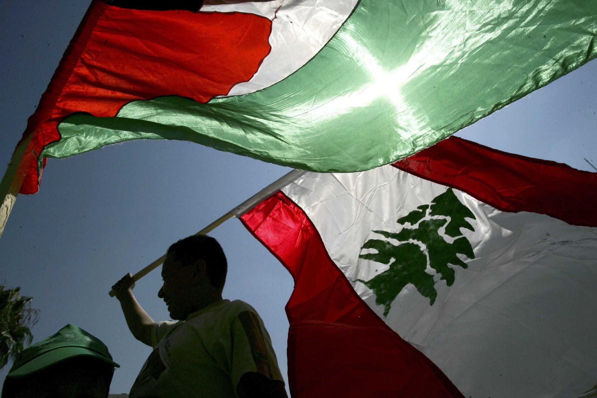 أول تعليق من الخارجية اللبنانية على منع دخول الخضروات والفواكه إلى السعودية