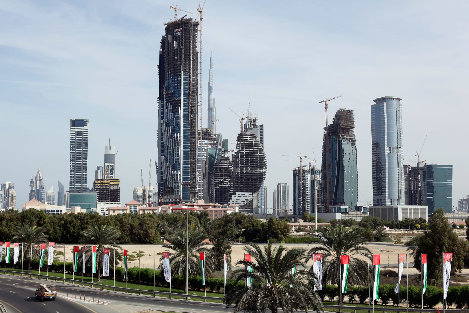الإمارات تسمح للأجانب بتملك الشركات بشكل كامل ابتداء من شهر يونيو