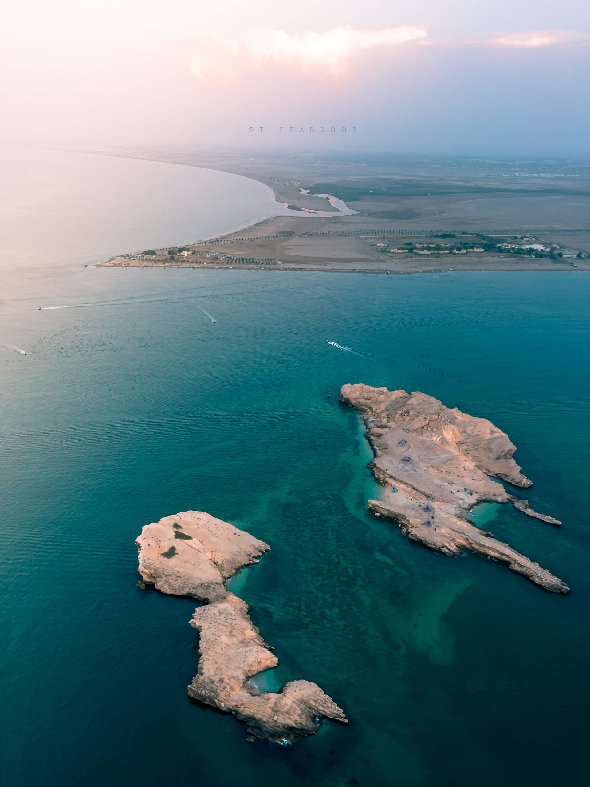 شاطئ السوادي في سلطنة عمان
