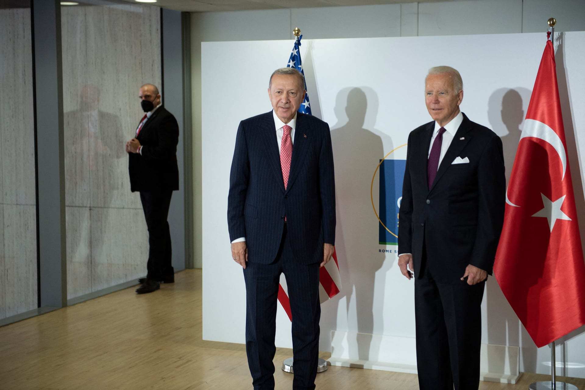الرئيس الأمريكي ونظيره التركي رجب طيب أردوغان خلال قمة مجموعة العشرين 