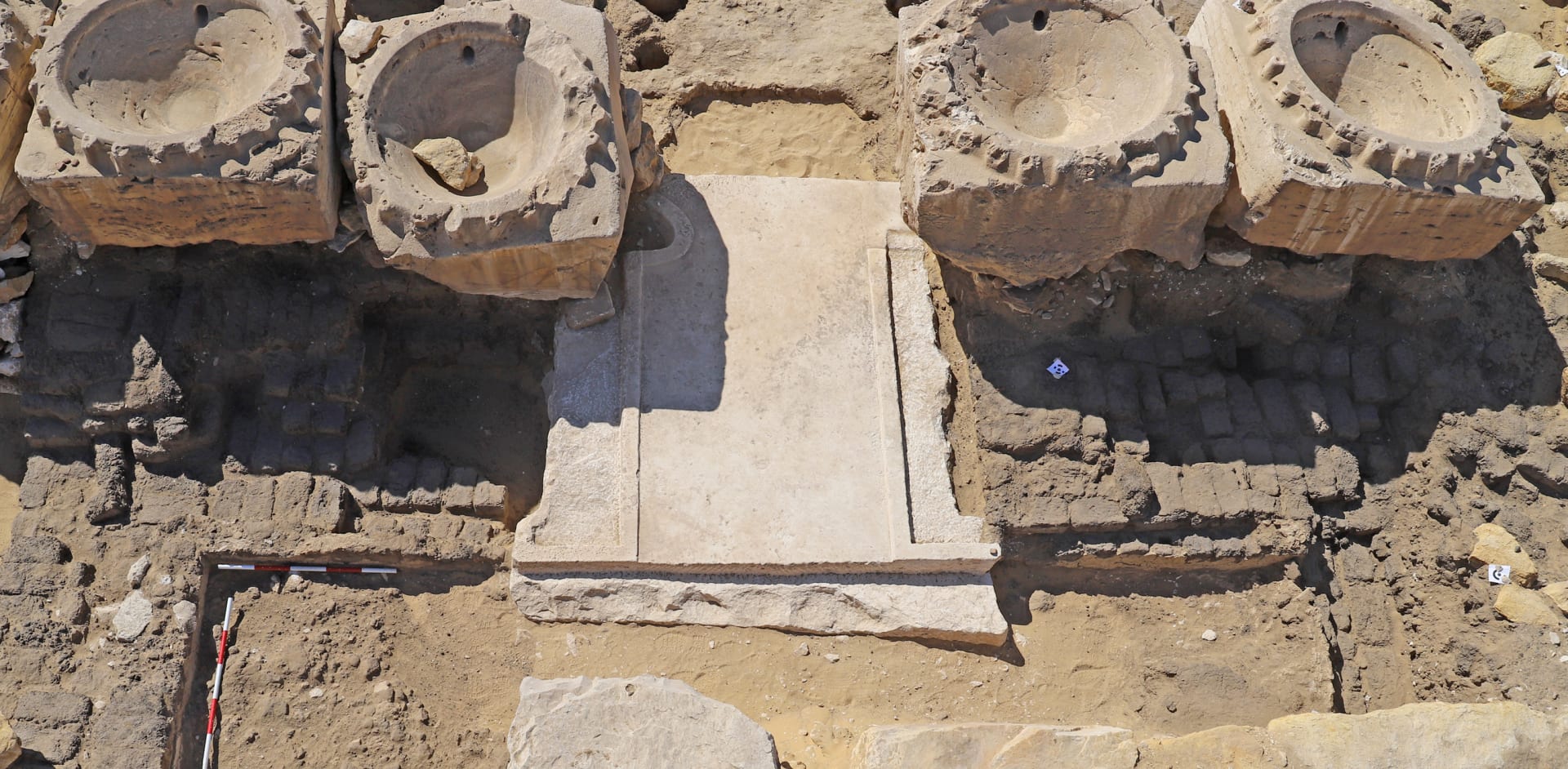 عمره 4500 عام..العثور على أحد معابد الشمس المفقودة في مصر