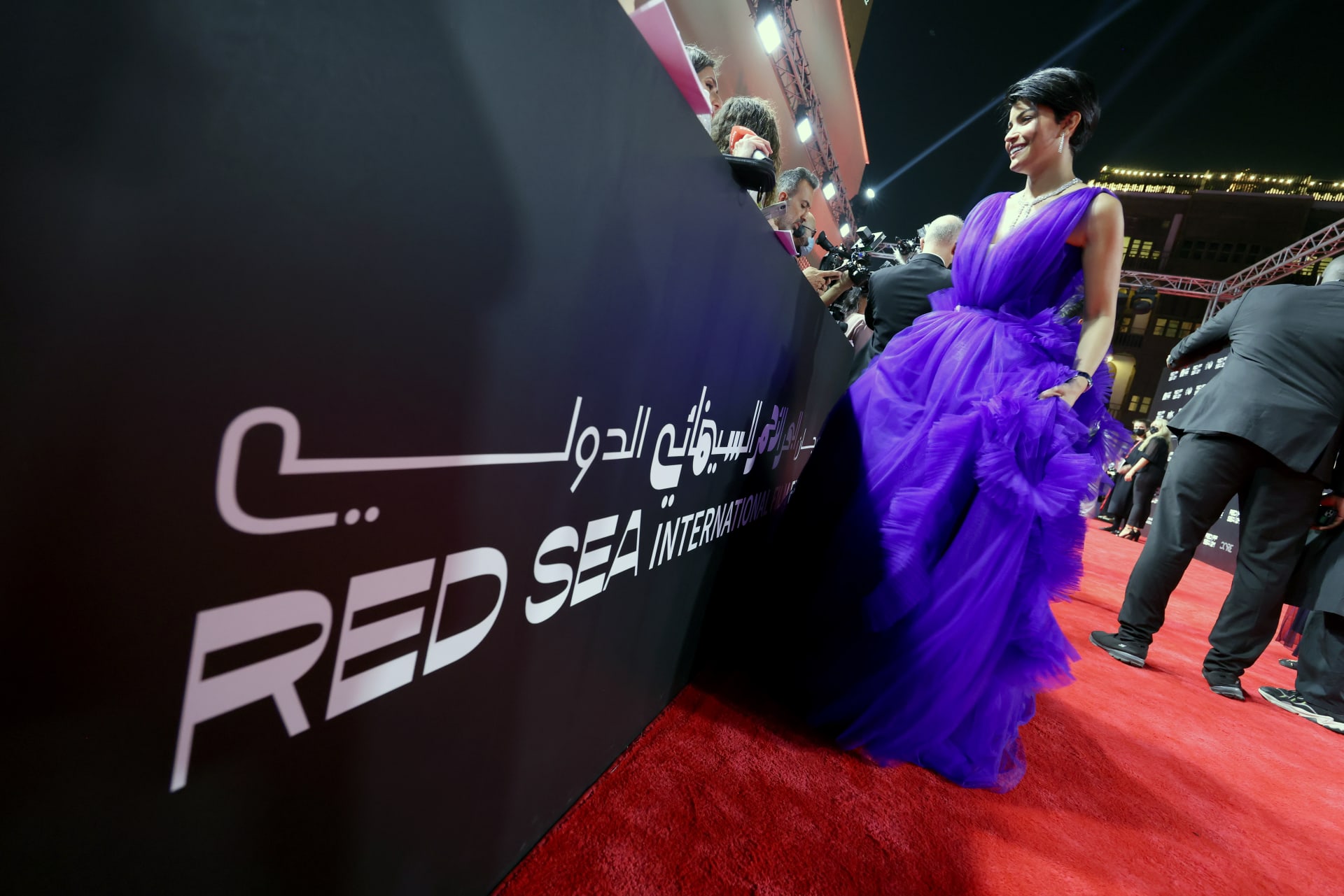 ميلا الزهراني تحضر العرض الأول لفيلم Cyrano خلال مهرجان البحر الأحمر السينمائي الدولي في 6 ديسمبر 2021 في جدة، السعودية