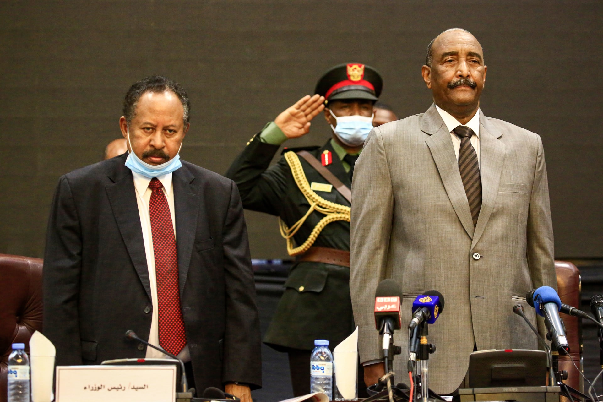 عبدالفتاح البرهان، قائد الجيش السوداني و رئيس مجلس الوزراء عبدالله حمدوك