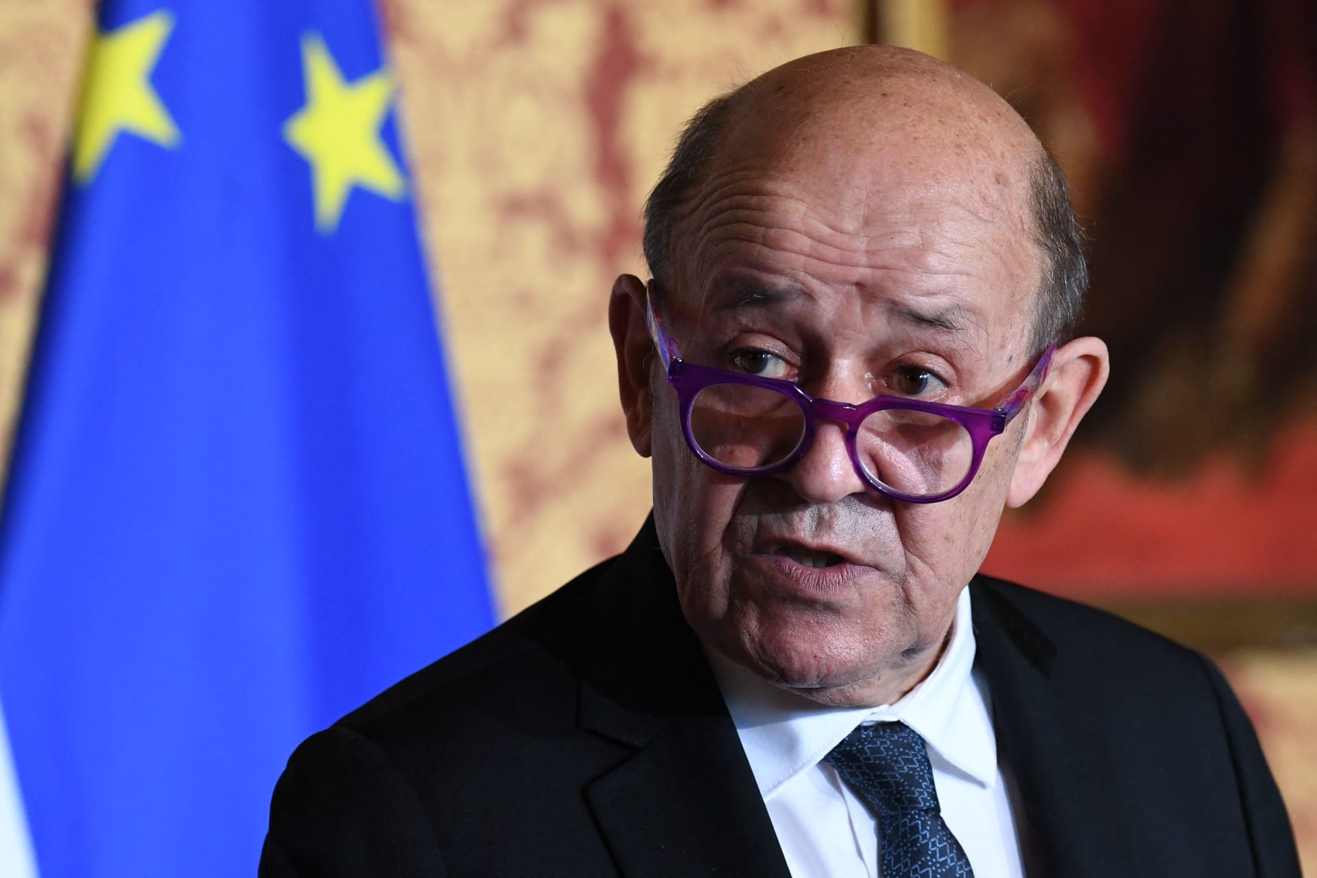 وزير خارجية فرنسا: انفجار رالي داكار بالسعودية "قد يكون هجوما إرهابيا"