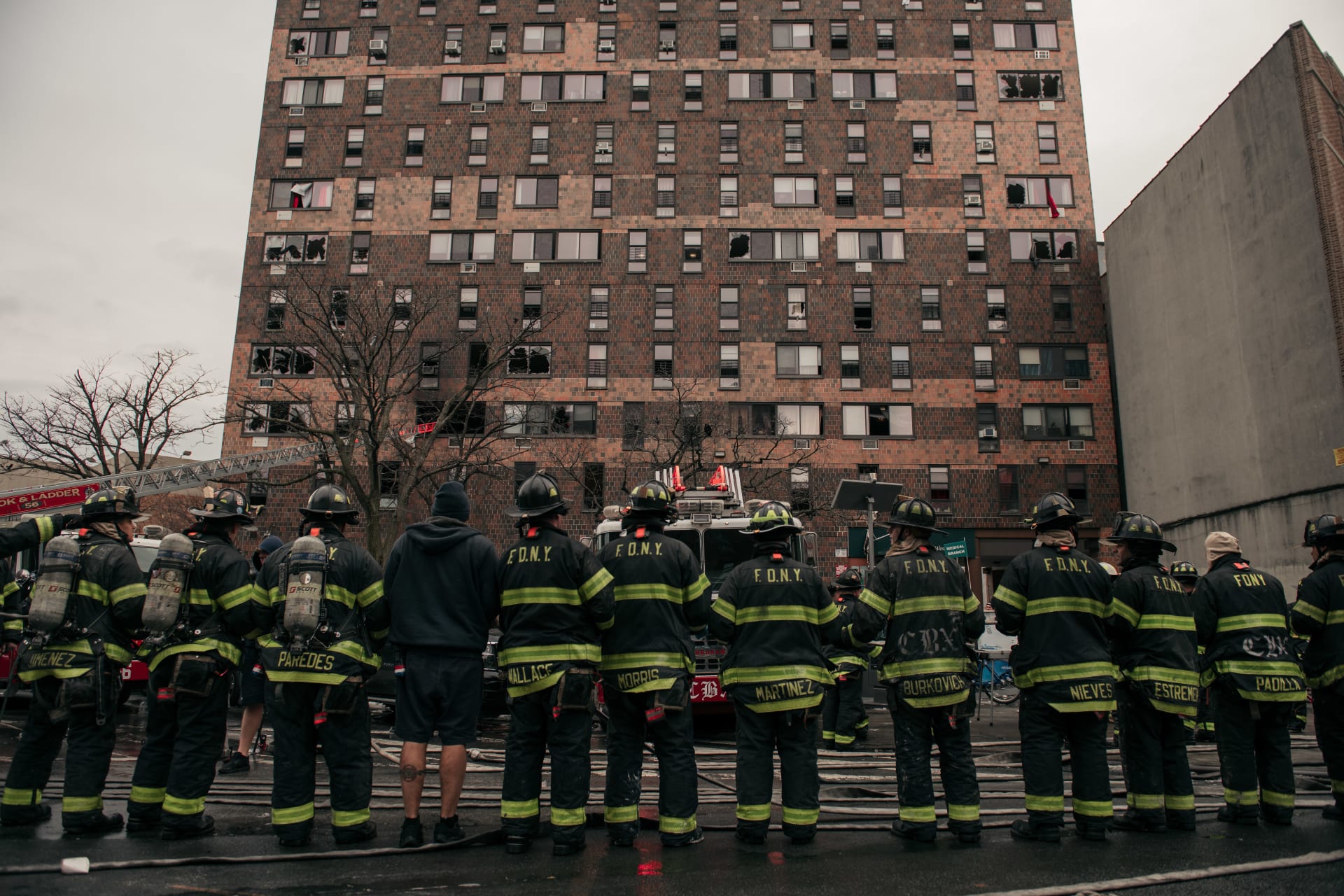 مصرع 19 شخصًا بينهم 9 أطفال في حريق "غير مسبوق" في نيويورك