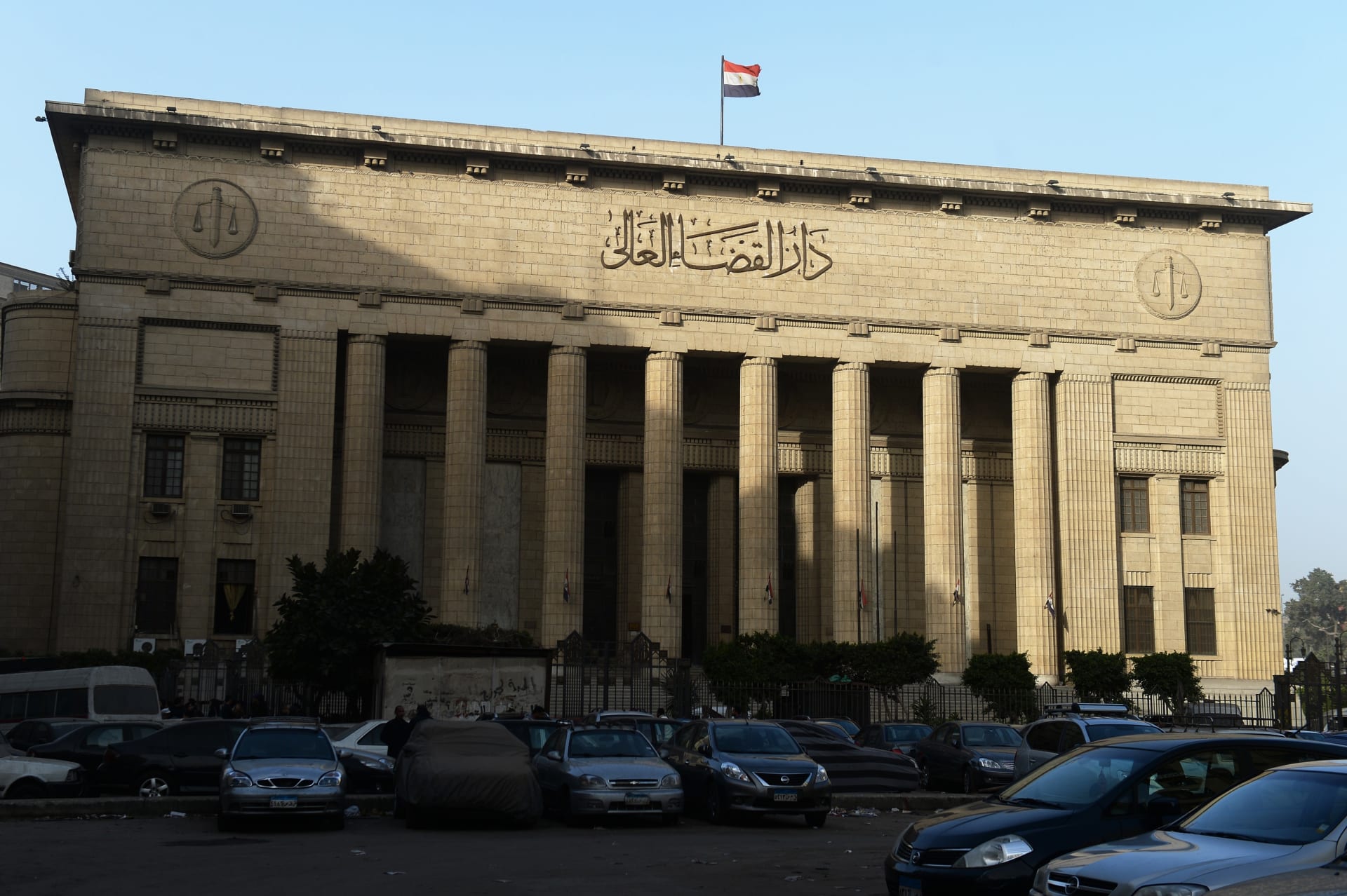 مصر.. إحالة رجل أعمال إلى محكمة الجنايات بتهمة الاتجار في البشر