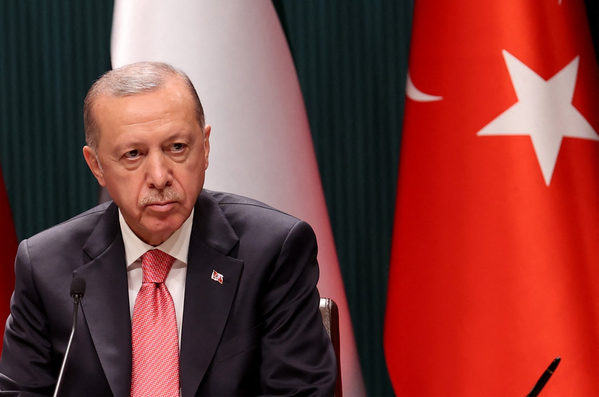 أردوغان يحدد موعد زيارته المقبلة إلى الإمارات.. ويتحدث عن مرضه