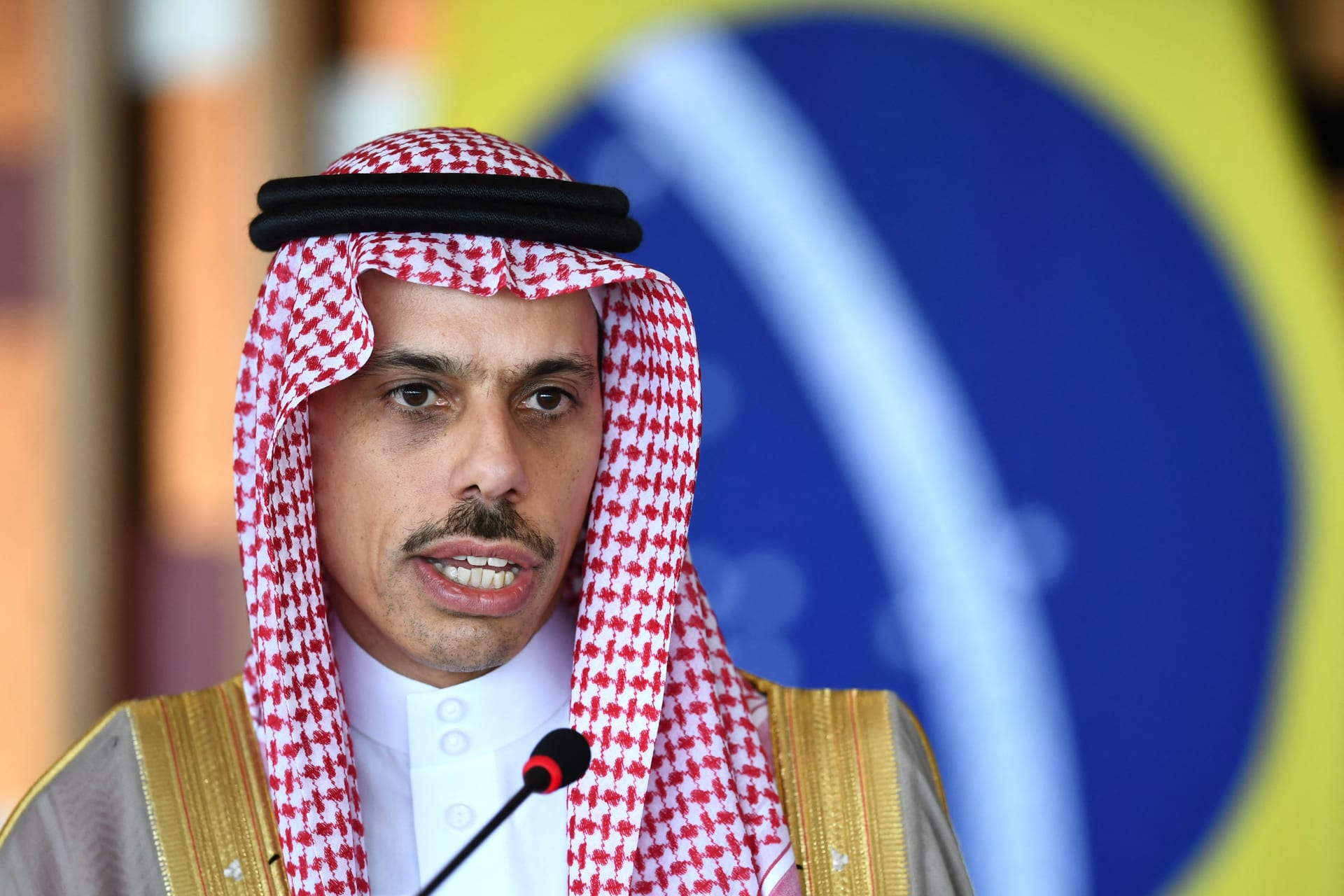 وزير خارجية السعودية عن المفاوضات مع إيران: "عليها تعديل أولوياتها بالمنطقة أولا"