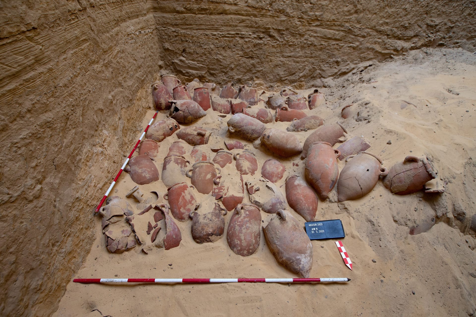 اكتشاف أكبر خبيئة لمواد تحنيط فرعونية في مصر
