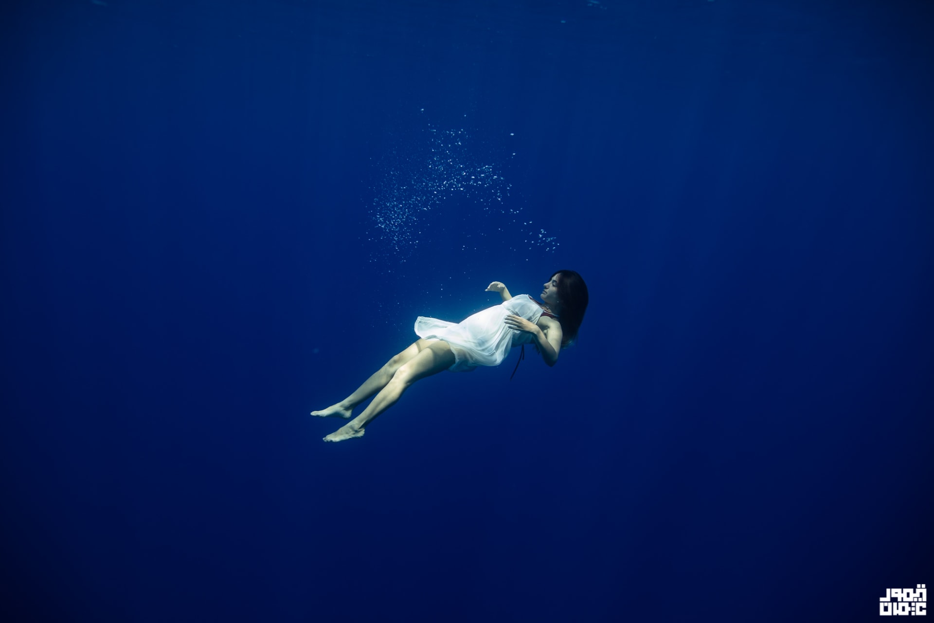 Underwater dancing in Egypt .. an experience "charming" Promotes women's freedom of speech