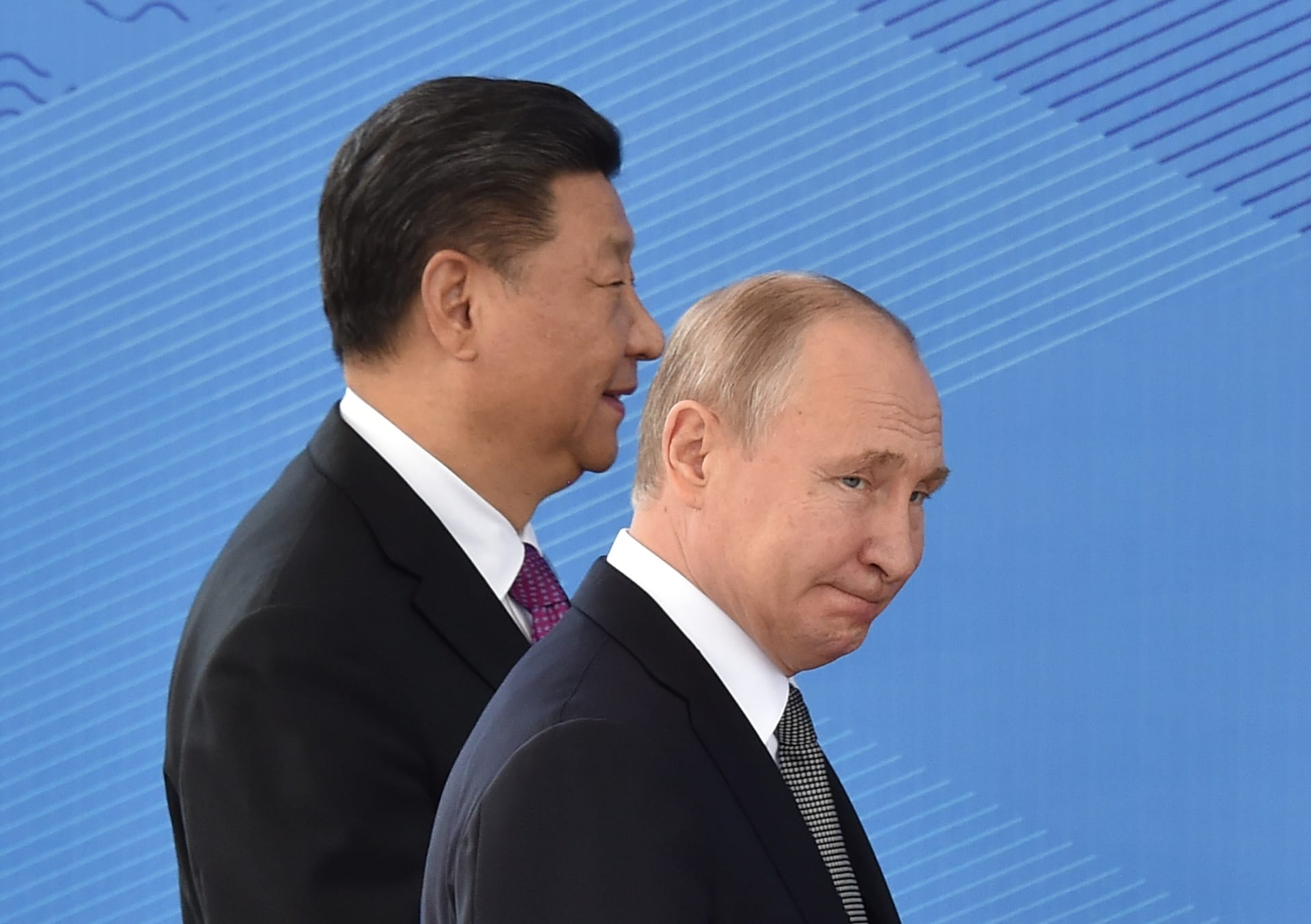 رغبتها وقدرتها تبدو محدودة.. كيف تنأى الصين بنفسها عن مساعدة روسيا؟